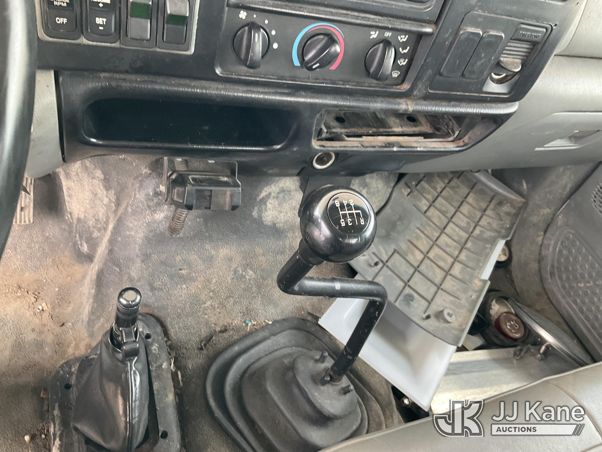 (Texarkana, AR) HiRanger XT55, Over-Center Bucket Truck mounted behind cab on 2009 Ford F750 Chipper