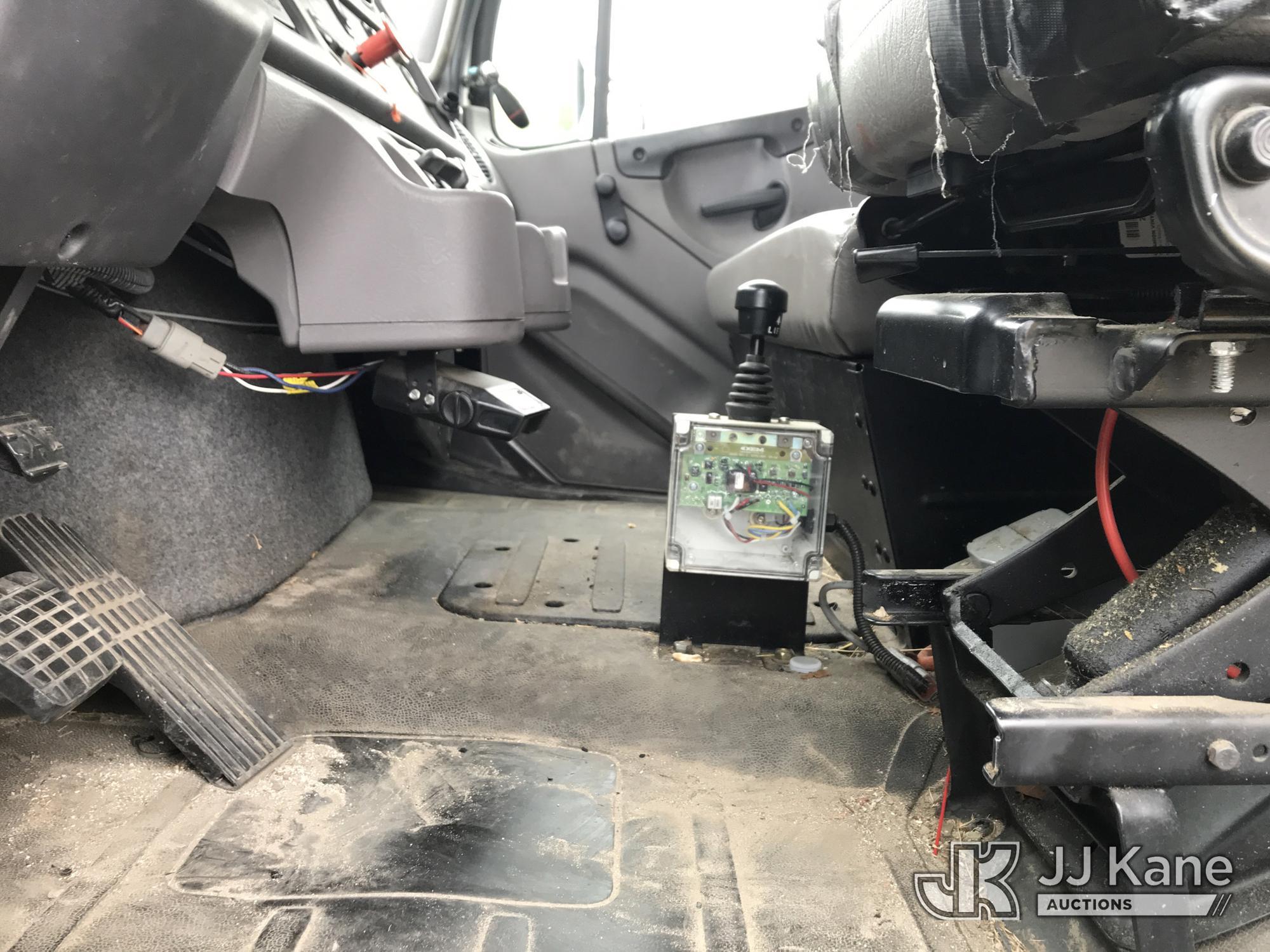 (Mount Airy, NC) Altec AA55E-MH, Material Handling Bucket Truck rear mounted on 2019 Freightliner M2