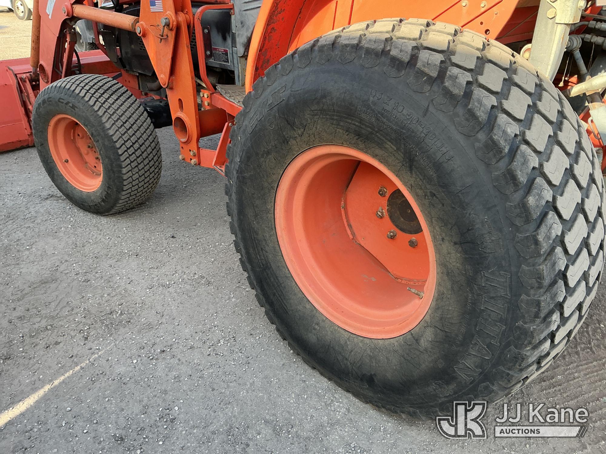 (Tampa, FL) 2008 Kubota L5740D Tractor Loader Manatee County BOCC Unit)(Runs, Moves & Operates) (Pai