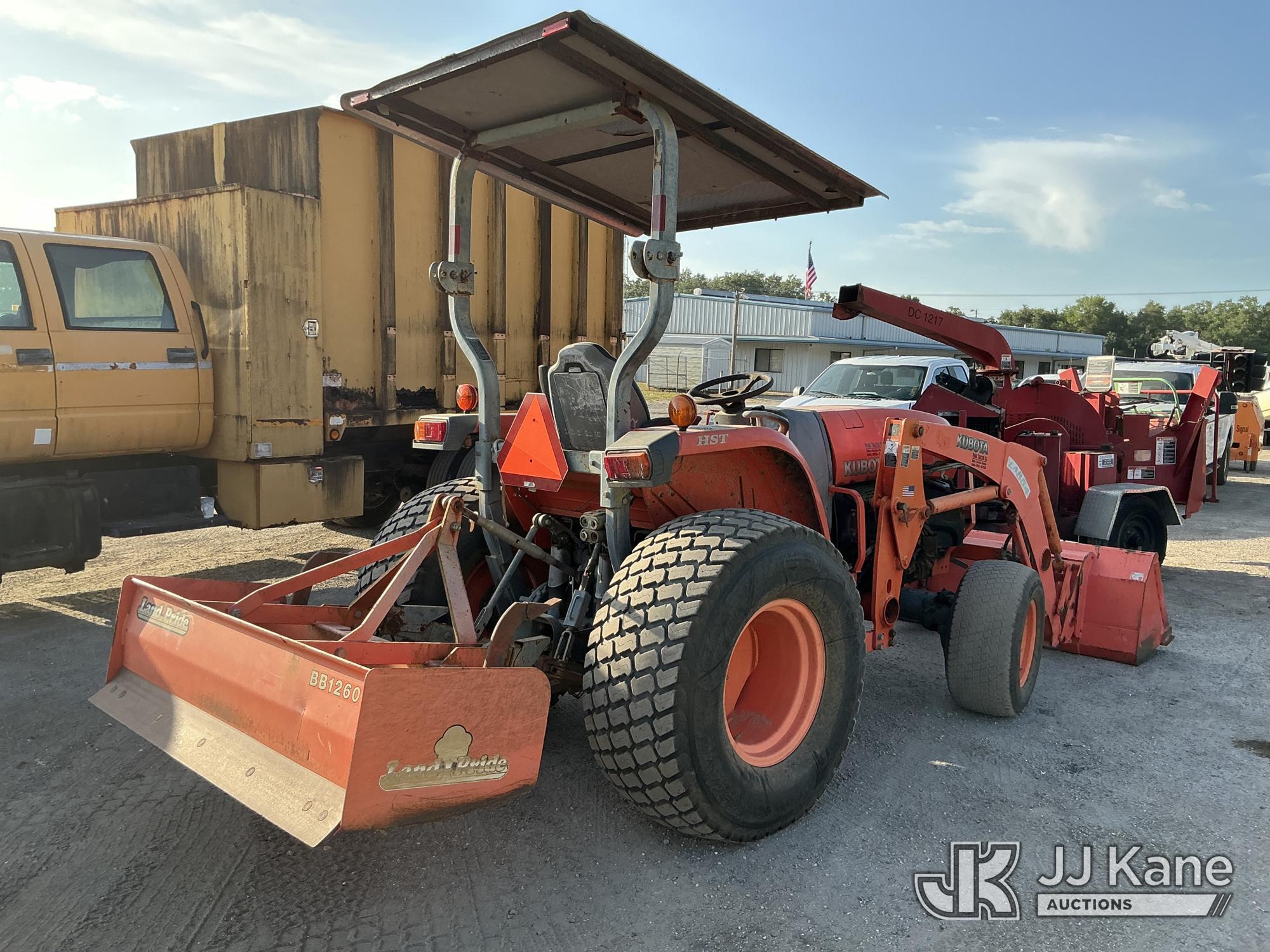 (Tampa, FL) 2008 Kubota L5740D Tractor Loader Manatee County BOCC Unit)(Runs, Moves & Operates) (Pai