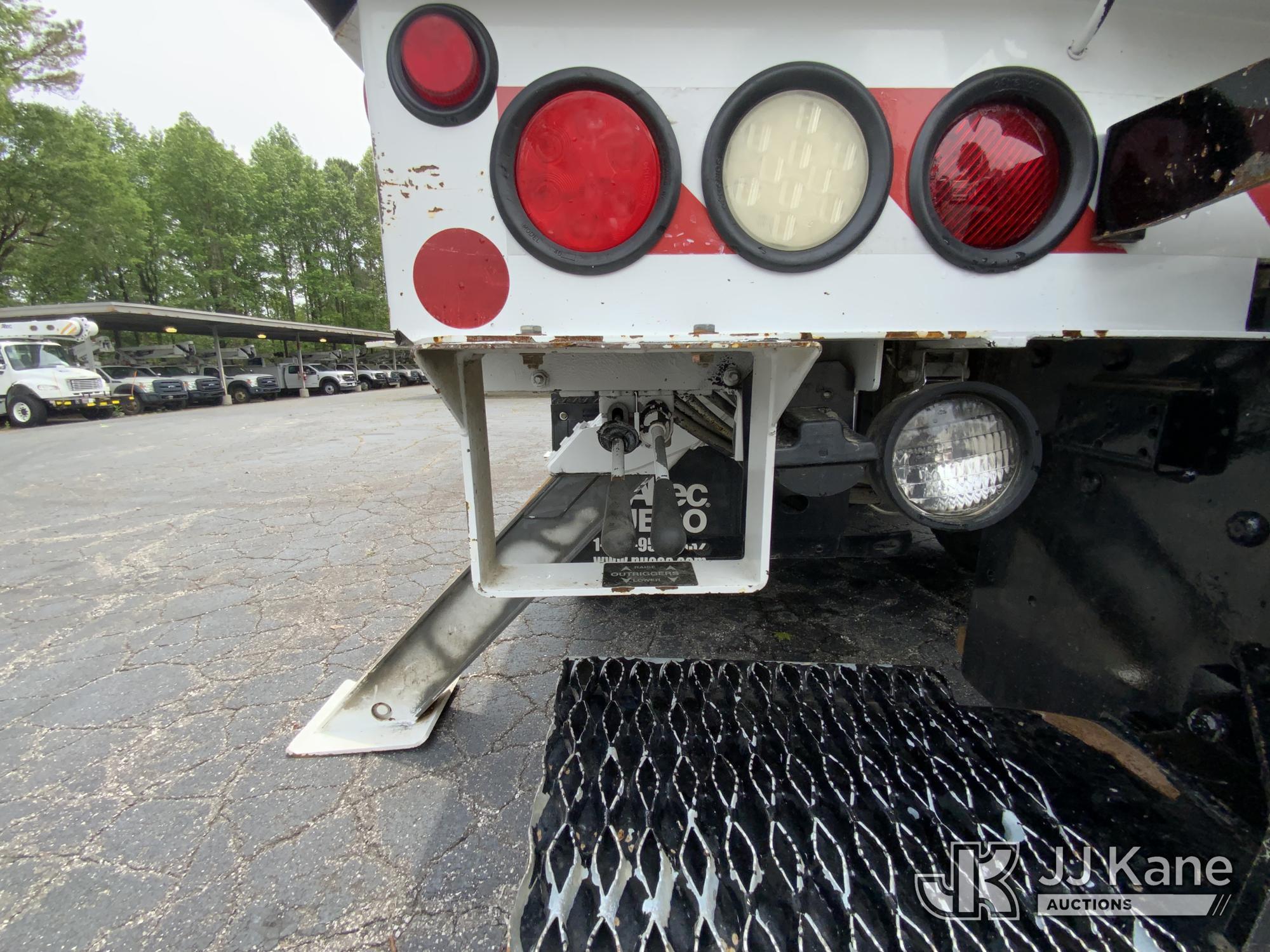 (Graysville, AL) Altec AM855, Over-Center Material Handling Bucket Truck rear mounted on 2015 Freigh