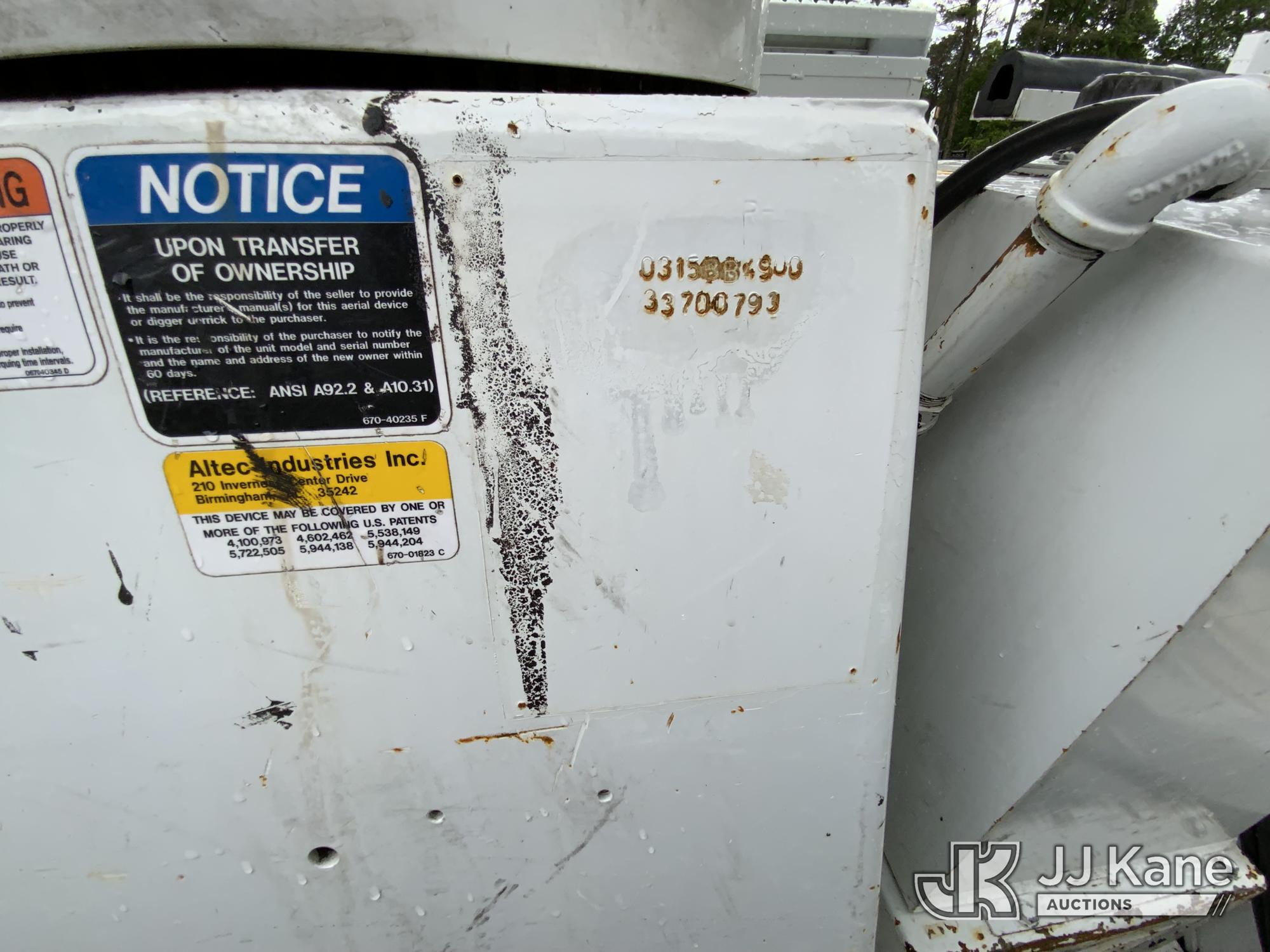 (Graysville, AL) Altec AM855-MH, Over-Center Material Handling Bucket Truck rear mounted on 2015 Fre