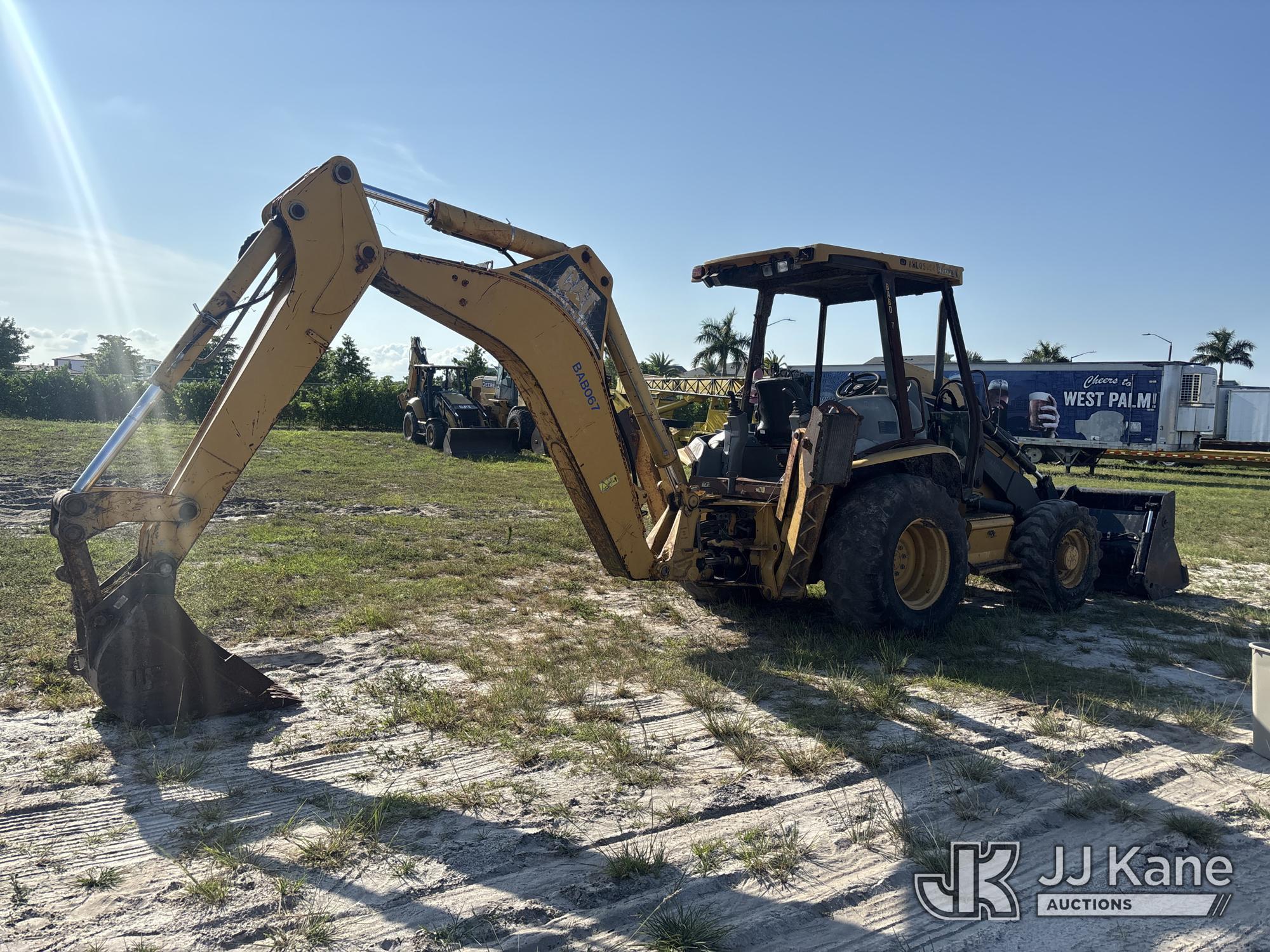 (Westlake, FL) 2005 Cat 430D Tractor Loader Backhoe Runs, Moves, & Operates) (Body & Paint Damage, I