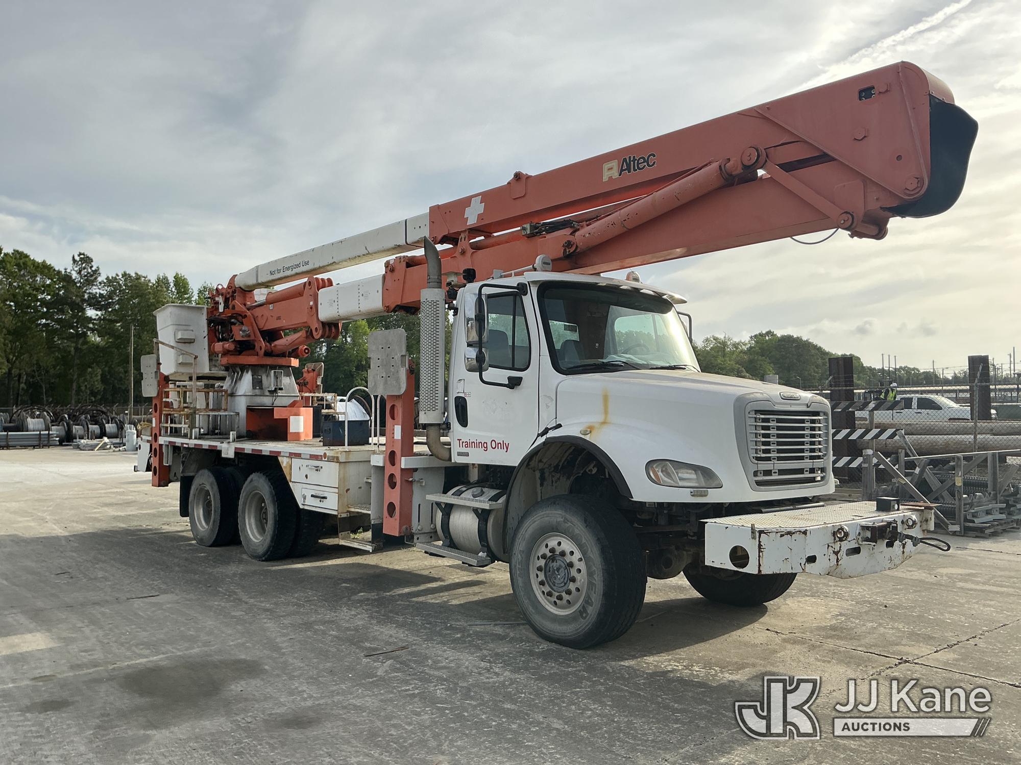 (Moncks Corner, SC) Altec AH100, Articulating & Telescopic Material Handling Bucket Truck rear mount