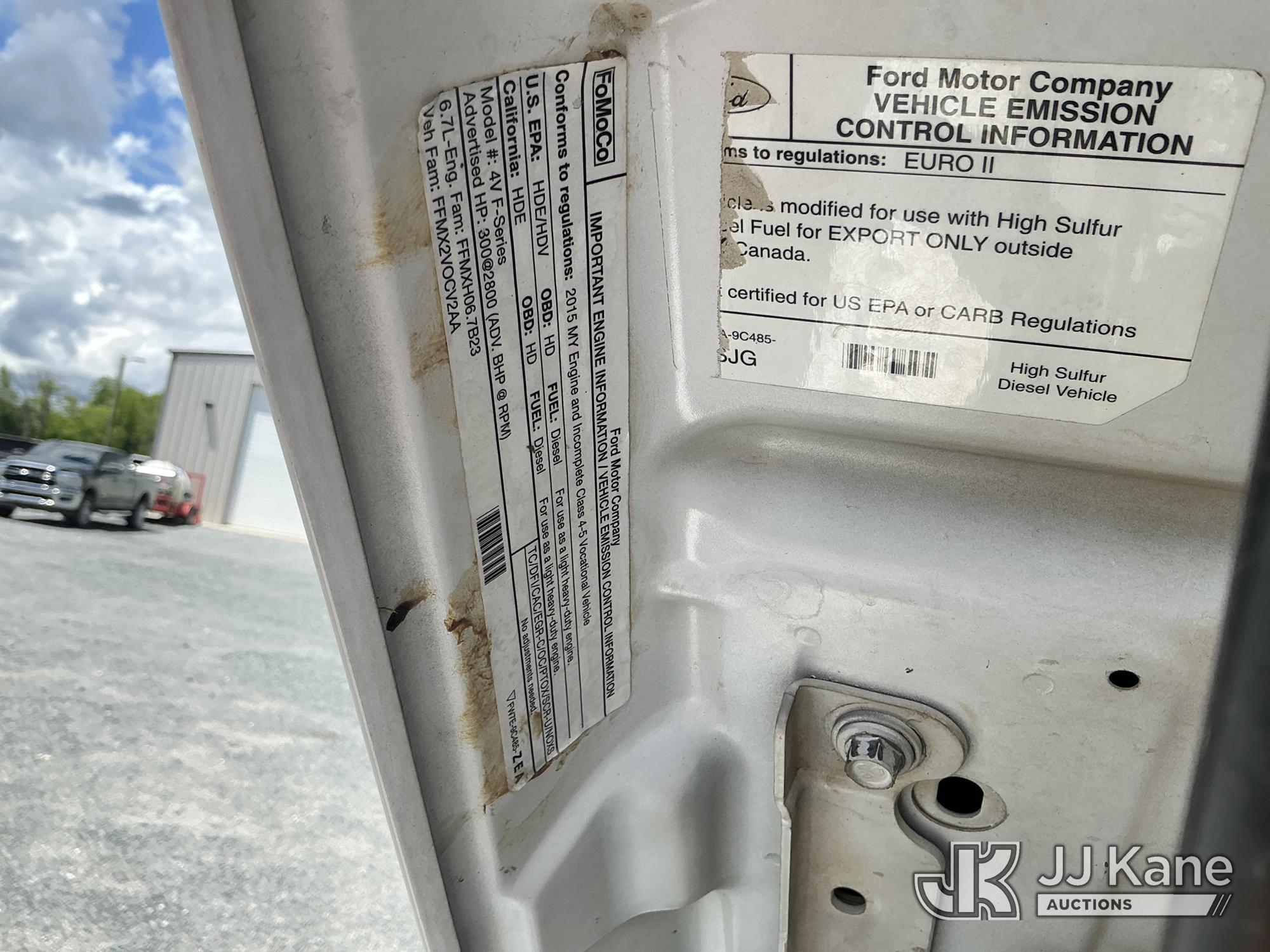 (China Grove, NC) Altec AT40-MH, Articulating & Telescopic Material Handling Bucket Truck mounted be