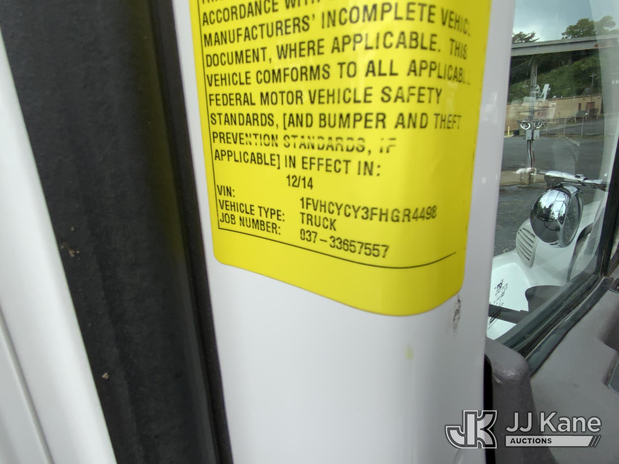 (Graysville, AL) Altec AM855-MH, Over-Center Material Handling Bucket Truck rear mounted on 2015 Fre