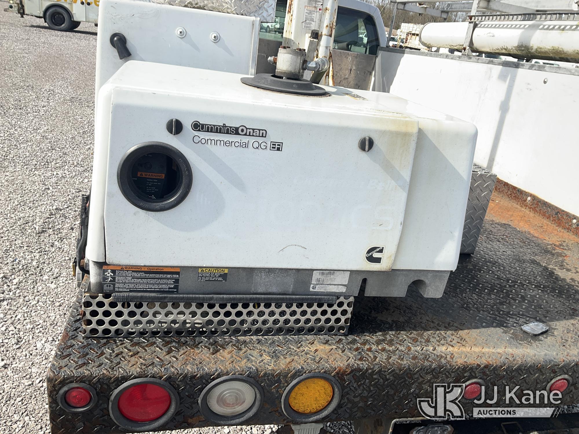 (Verona, KY) Versalift TEL29NE, Telescopic Non-Insulated Bucket Truck mounted behind cab on 2011 For