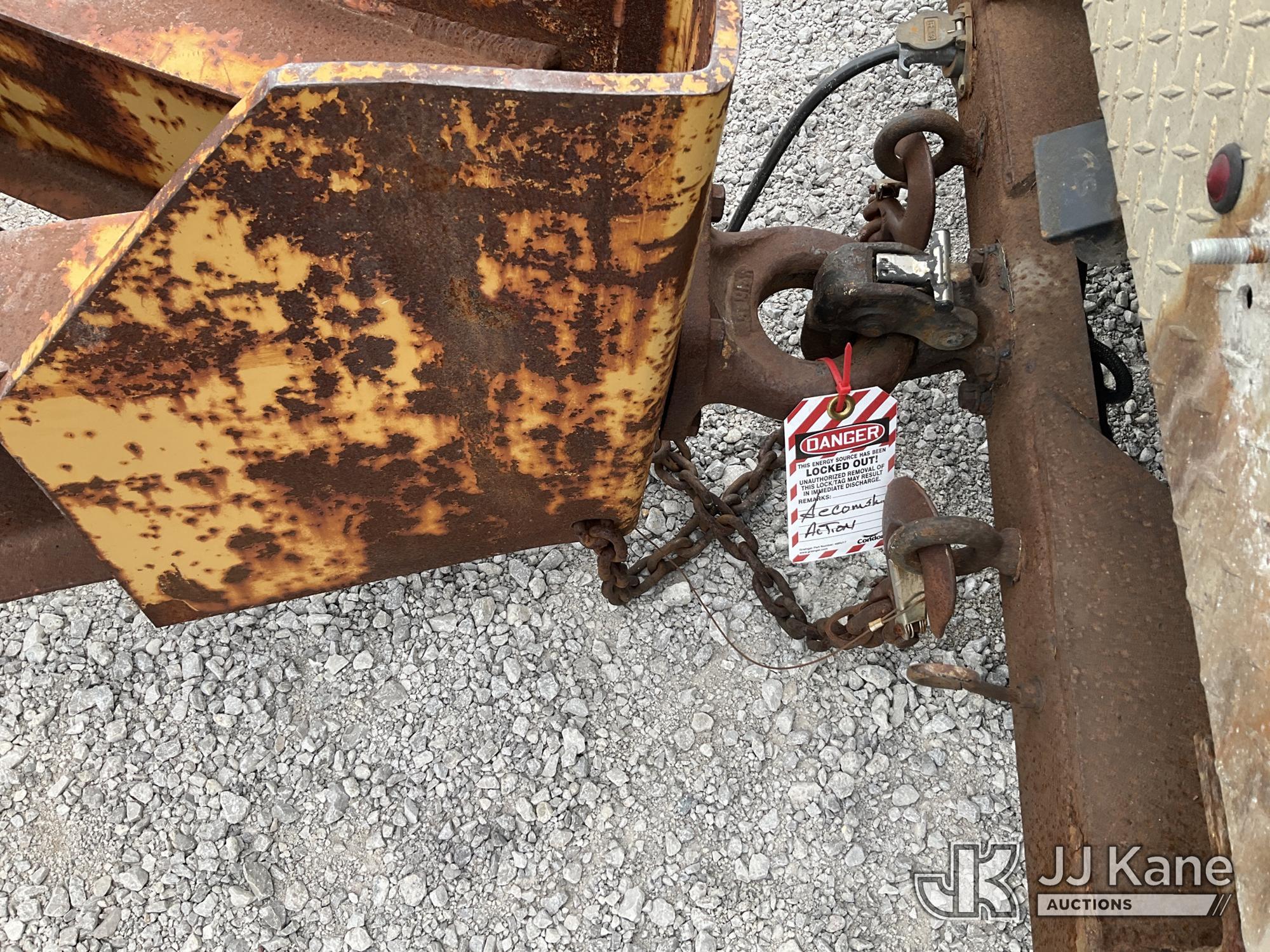 (Verona, KY) 2000 Kiefer-Built T/A Tagalong Equipment Trailer Rust Damage