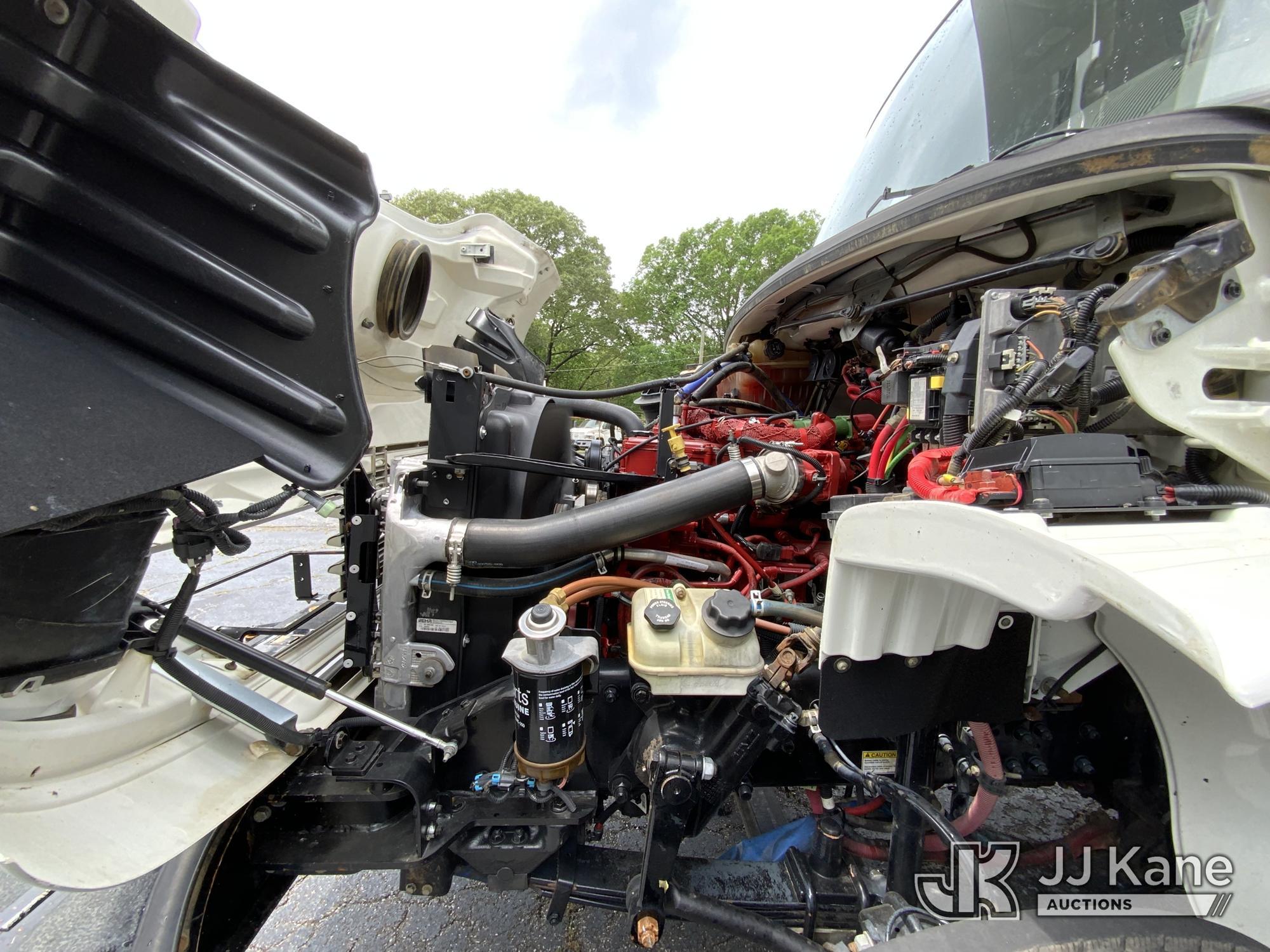 (Graysville, AL) Altec AM855-MH, Over-Center Material Handling Bucket Truck rear mounted on 2015 Fre