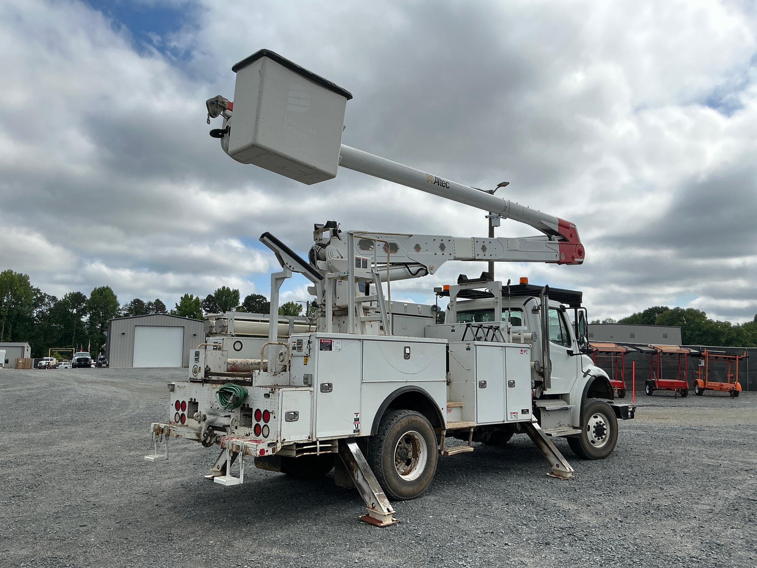 (China Grove, NC) Altec AA55-MH, Articulating Material Handling Bucket Truck rear mounted on 2015 Fr