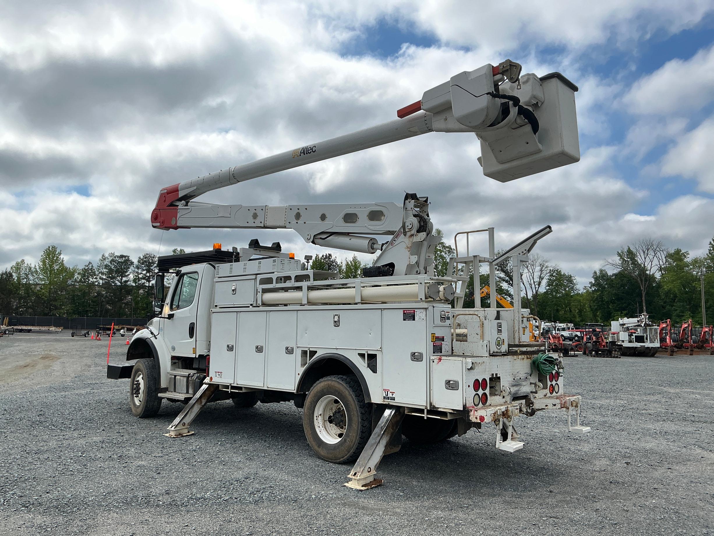 (China Grove, NC) Altec AA55-MH, Articulating Material Handling Bucket Truck rear mounted on 2015 Fr