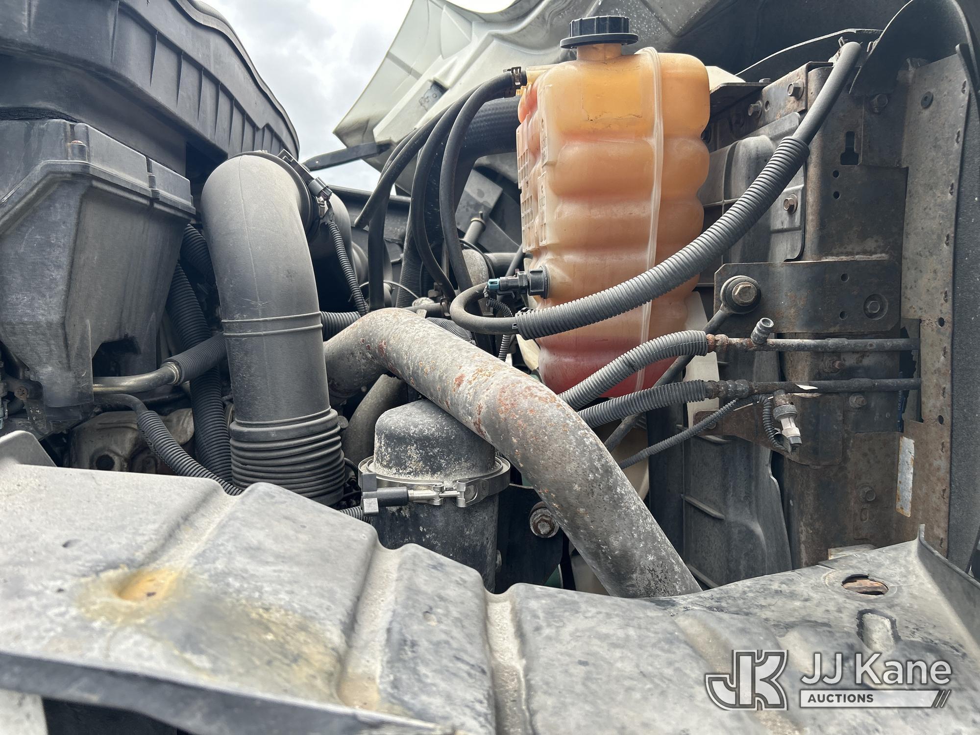 (West Palm Beach, FL) Vactor 2100, Vactor Unit mounted on 2013 International 7500 T/A Vacuum Excavat