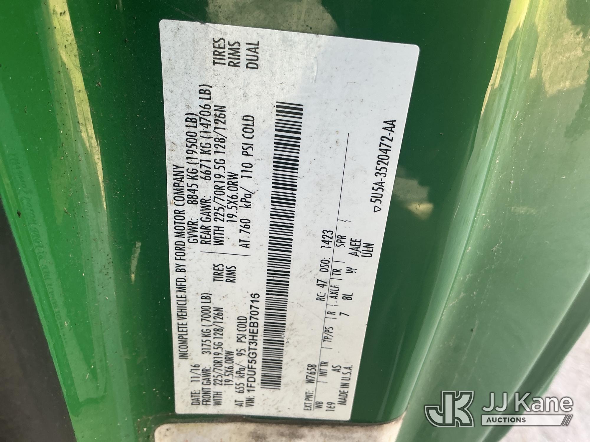(Tampa, FL) 2017 Ford F550 Chipper Dump Truck Runs, Moves, & Operates) (Jump To Start, Check Engine