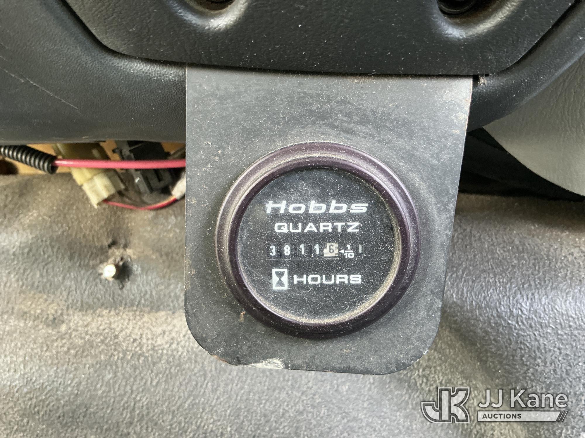 (Tampa, FL) 2005 Ford F650 Dump Truck State of FL Unit)(Runs, Moves & Dump Operates)(Body & Paint Da
