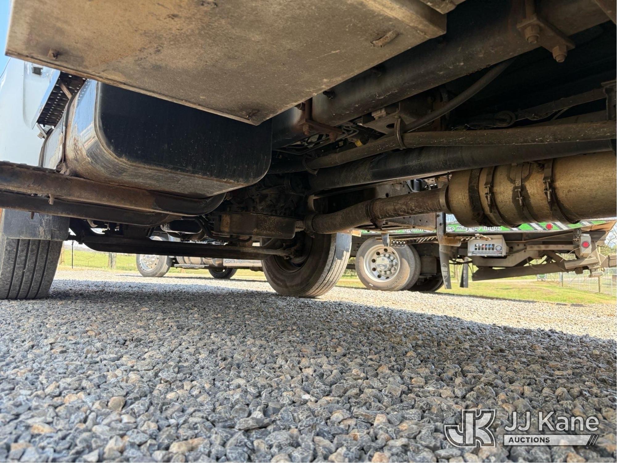 (Kodak, TN) 2008 Ford F750 Chipper Dump Truck Runs, Moves, Dump Operates, Body Damage
