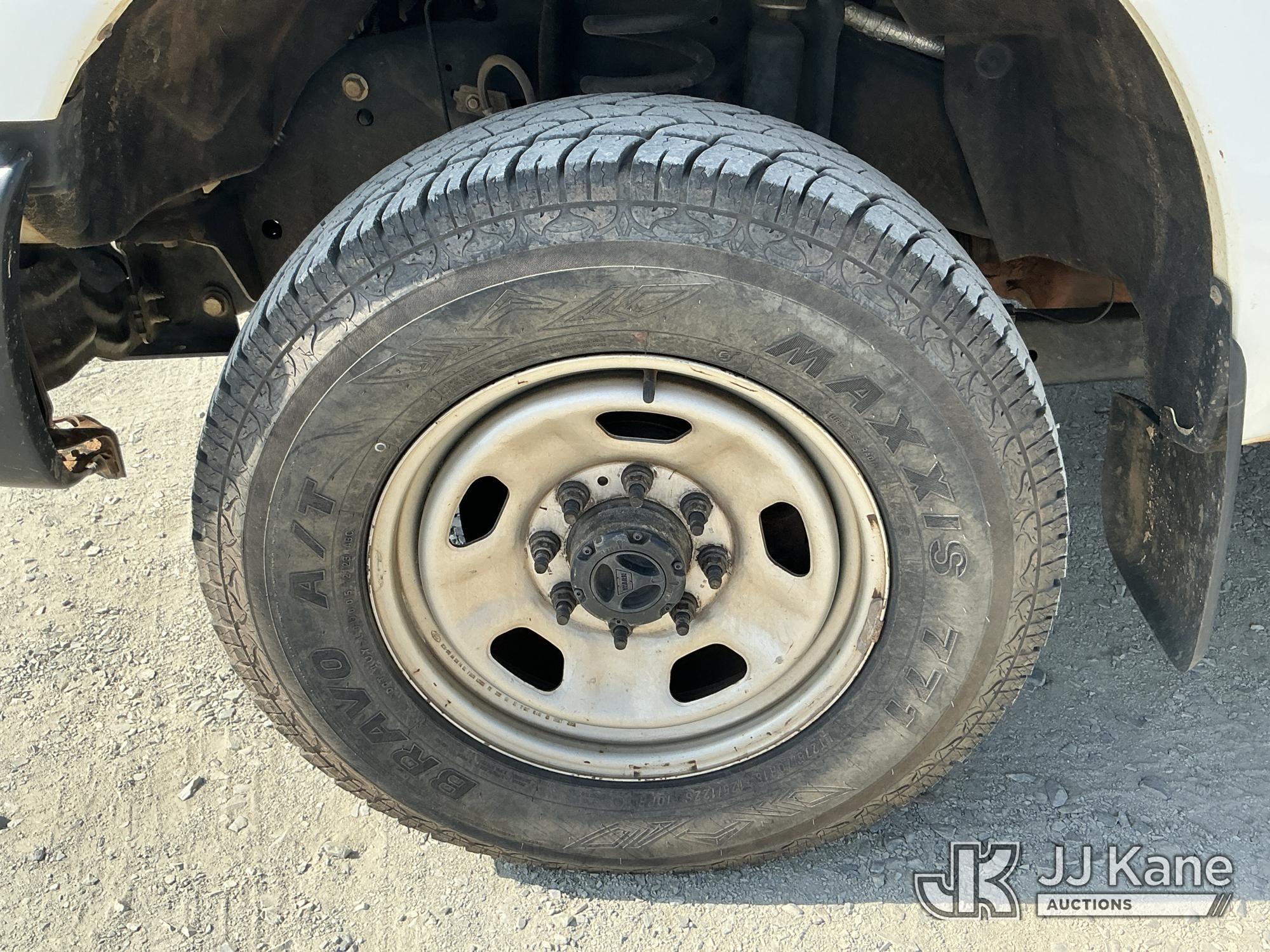 (China Grove, NC) 2015 Ford F350 4x4 Service Truck Runs & Moves) (Jump To Start