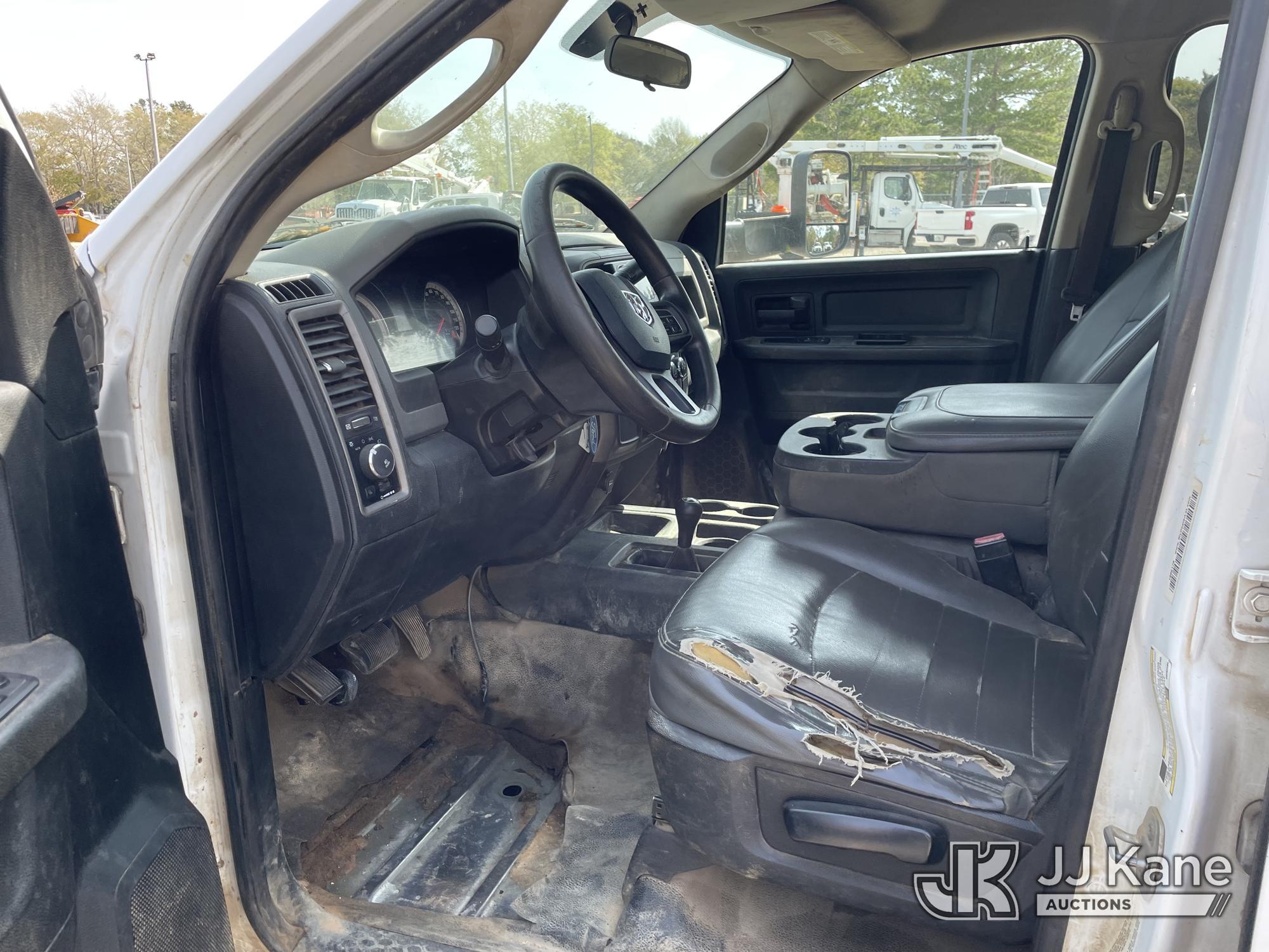 (Defuniak Springs, FL) 2014 RAM 5500 4x4 Crew-Cab Flatbed/Service Truck, (Utility Owned) Runs & Move