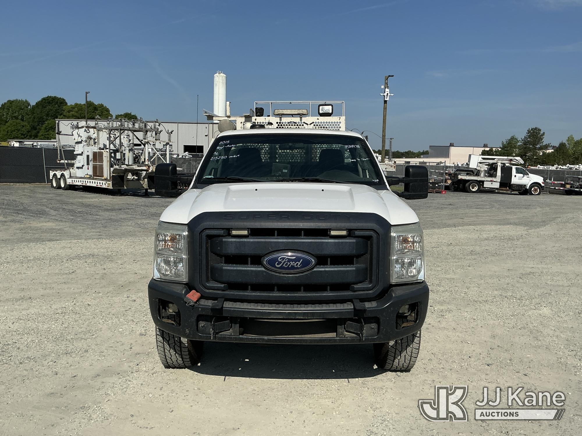 (China Grove, NC) 2015 Ford F350 4x4 Service Truck Runs & Moves) (Jump To Start