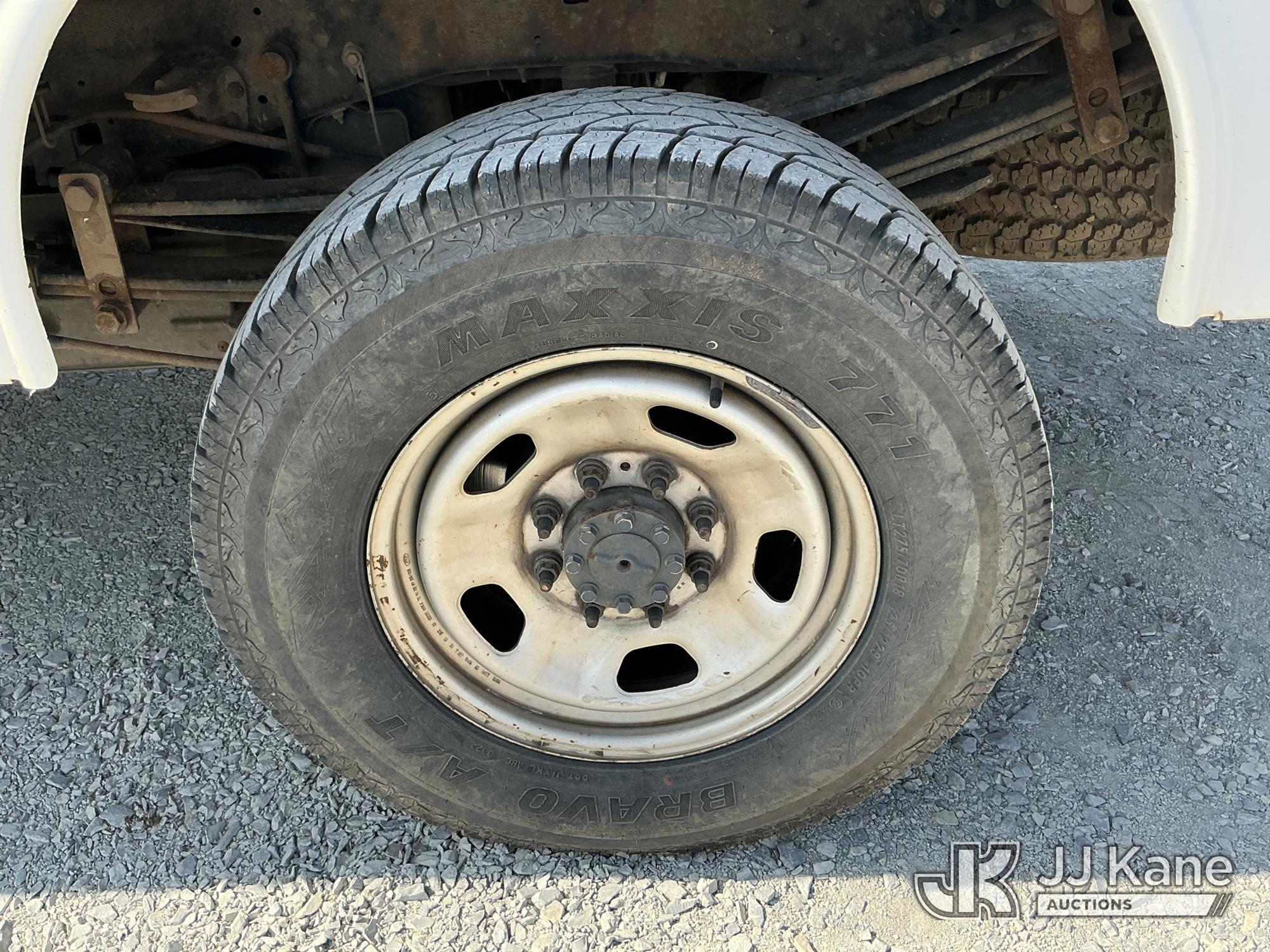 (China Grove, NC) 2015 Ford F350 4x4 Service Truck Runs & Moves) (Jump To Start
