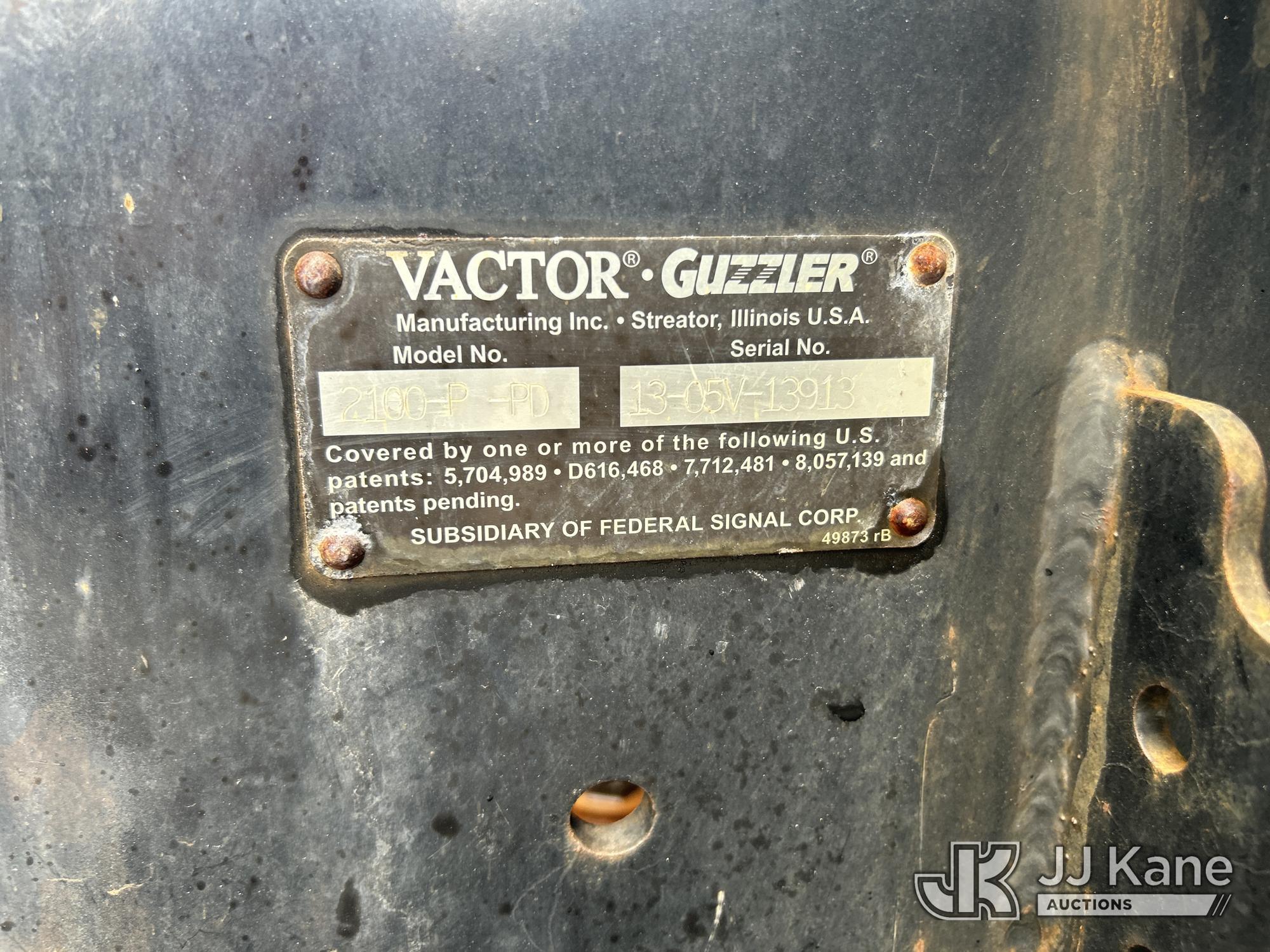 (West Palm Beach, FL) Vactor 2100, Vactor Unit mounted on 2013 International 7500 T/A Vacuum Excavat
