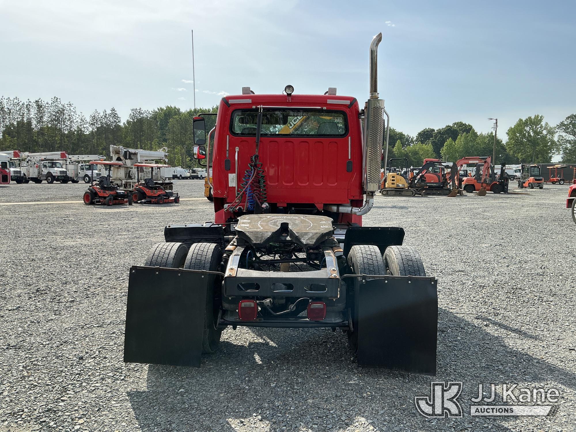 (China Grove, NC) 2006 Freightliner M2 106 S/A Truck Tractor Runs & Moves) (Body/Paint Damage