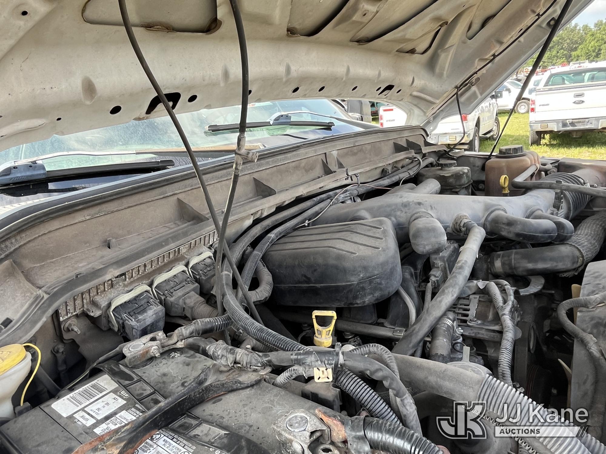 (Tampa, FL) 2014 Ford F450 Dump Truck Not Running, Condition Unknown, Cranks, Body Damage, Has Power