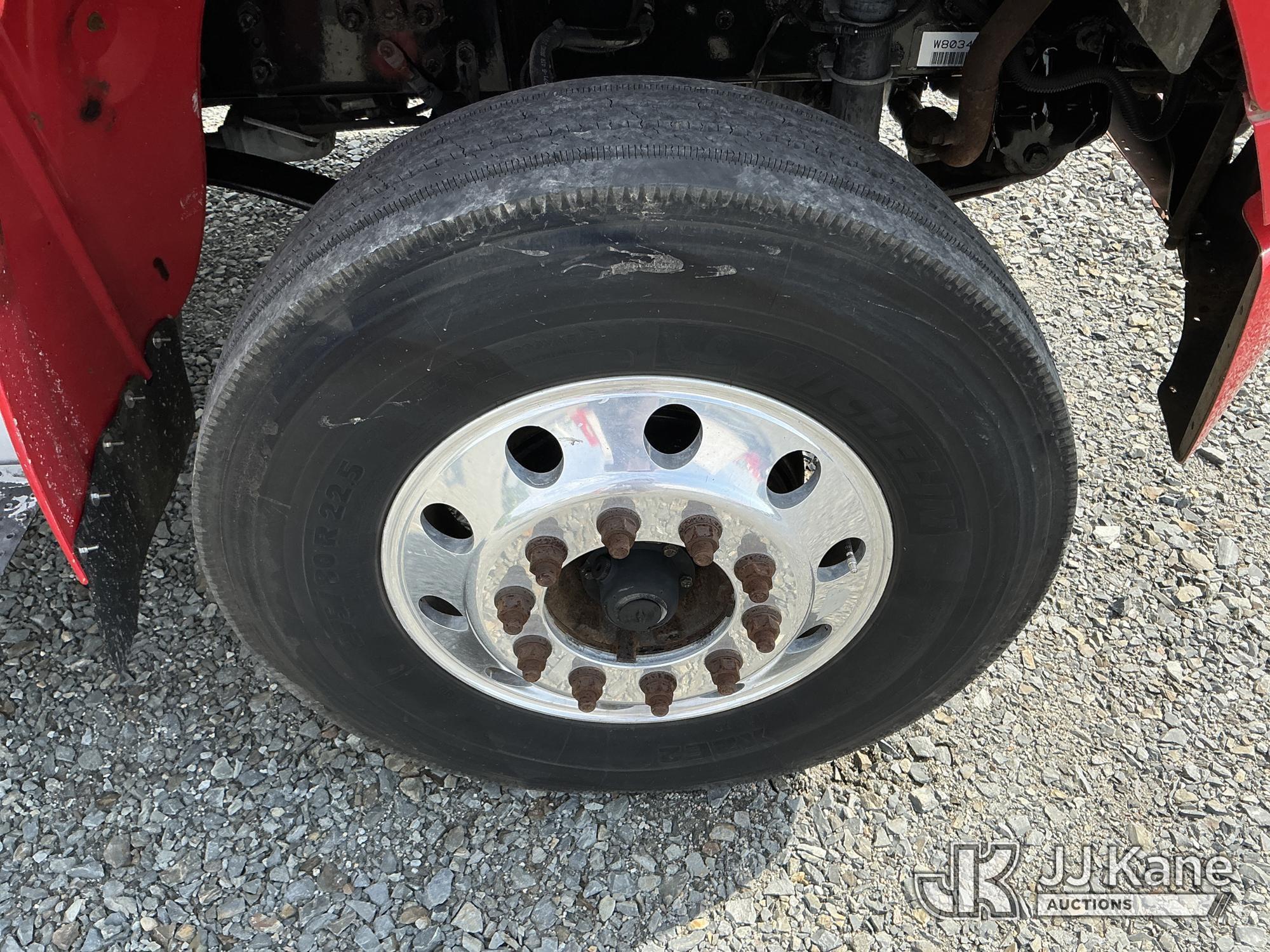 (China Grove, NC) 2006 Freightliner M2 106 S/A Truck Tractor Runs & Moves) (Body/Paint Damage