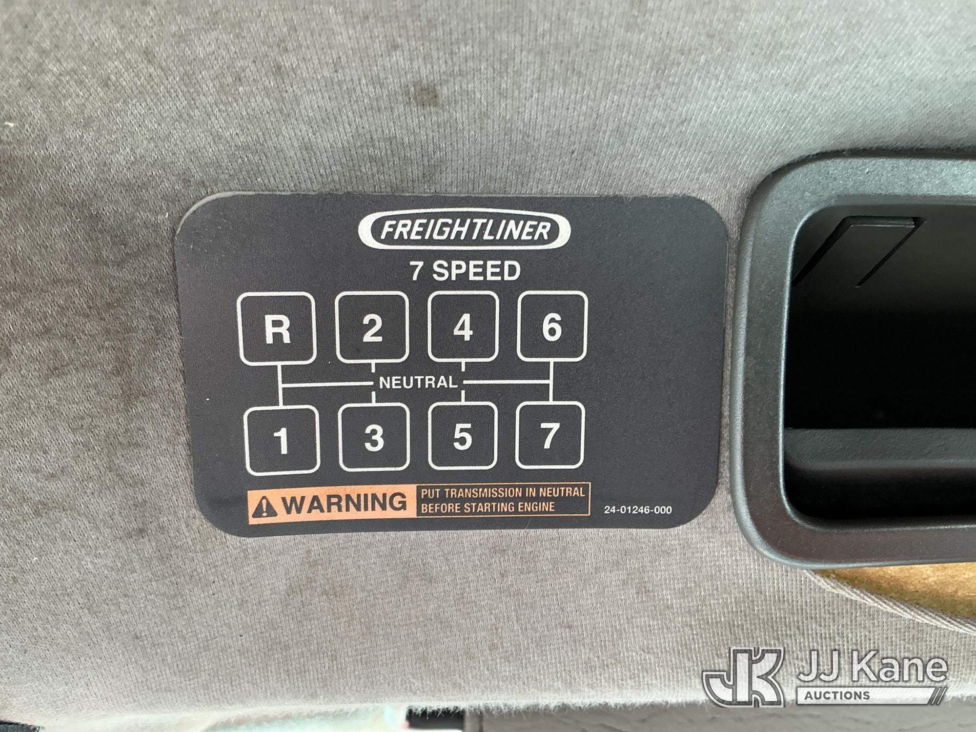 (China Grove, NC) 2006 Freightliner M2 106 S/A Truck Tractor Runs & Moves) (Body/Paint Damage
