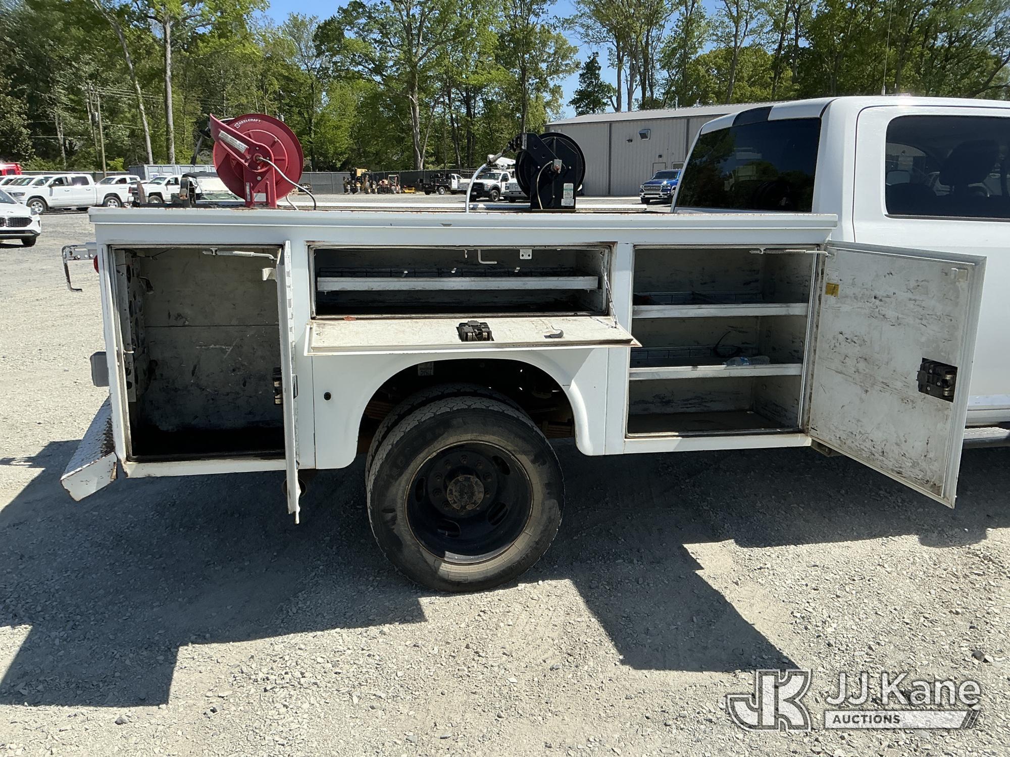 (China Grove, NC) 2014 RAM 5500 4x4 Crew-Cab Service Truck Runs & Moves) (Check Engine Light On, DEF