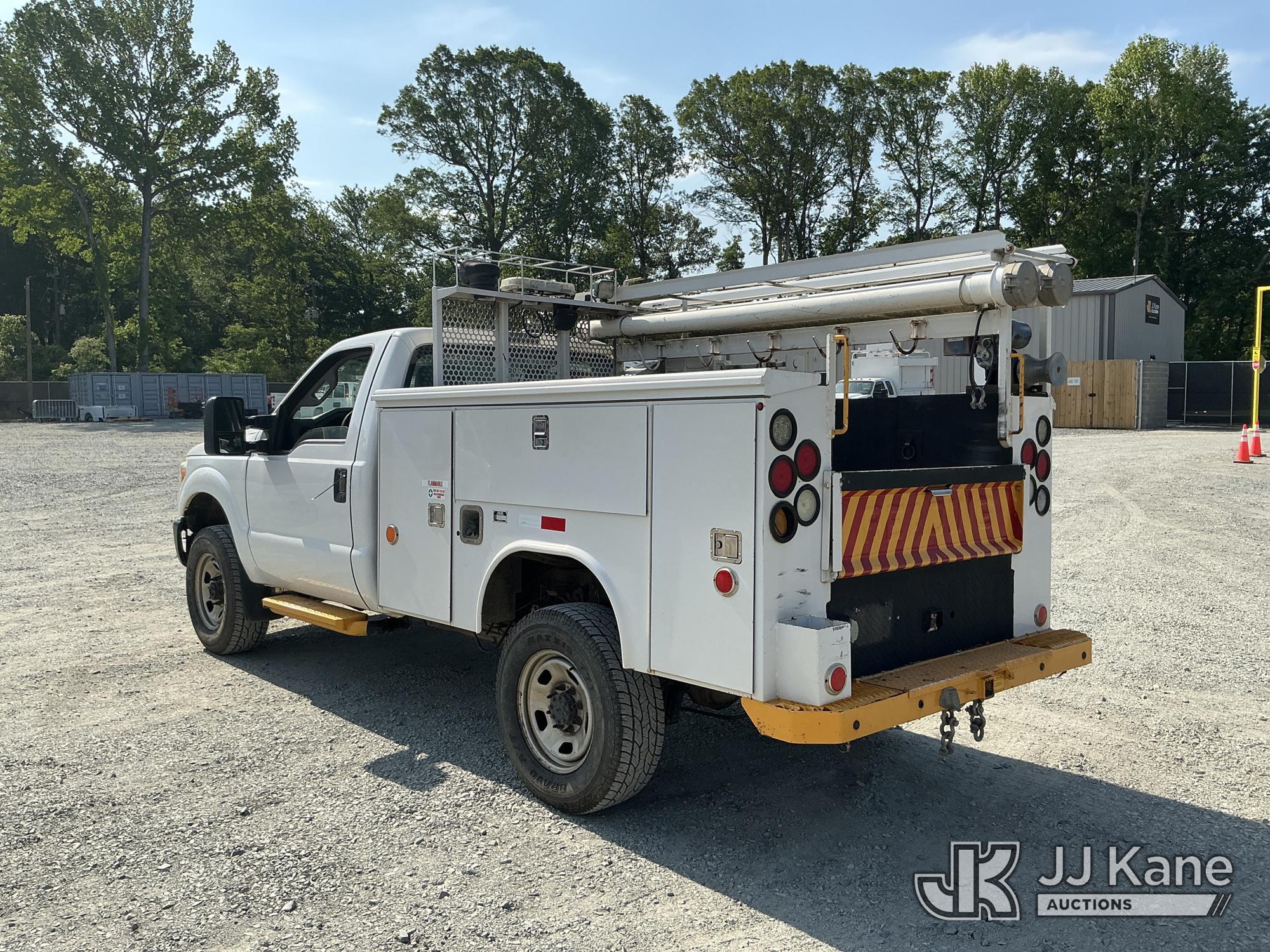 (China Grove, NC) 2015 Ford F350 4x4 Service Truck Runs & Moves) (Jump To Start