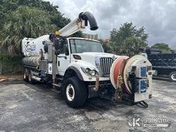 (West Palm Beach, FL) Vactor 2100, Vactor Unit mounted on 2013 International 7500 T/A Vacuum Excavat
