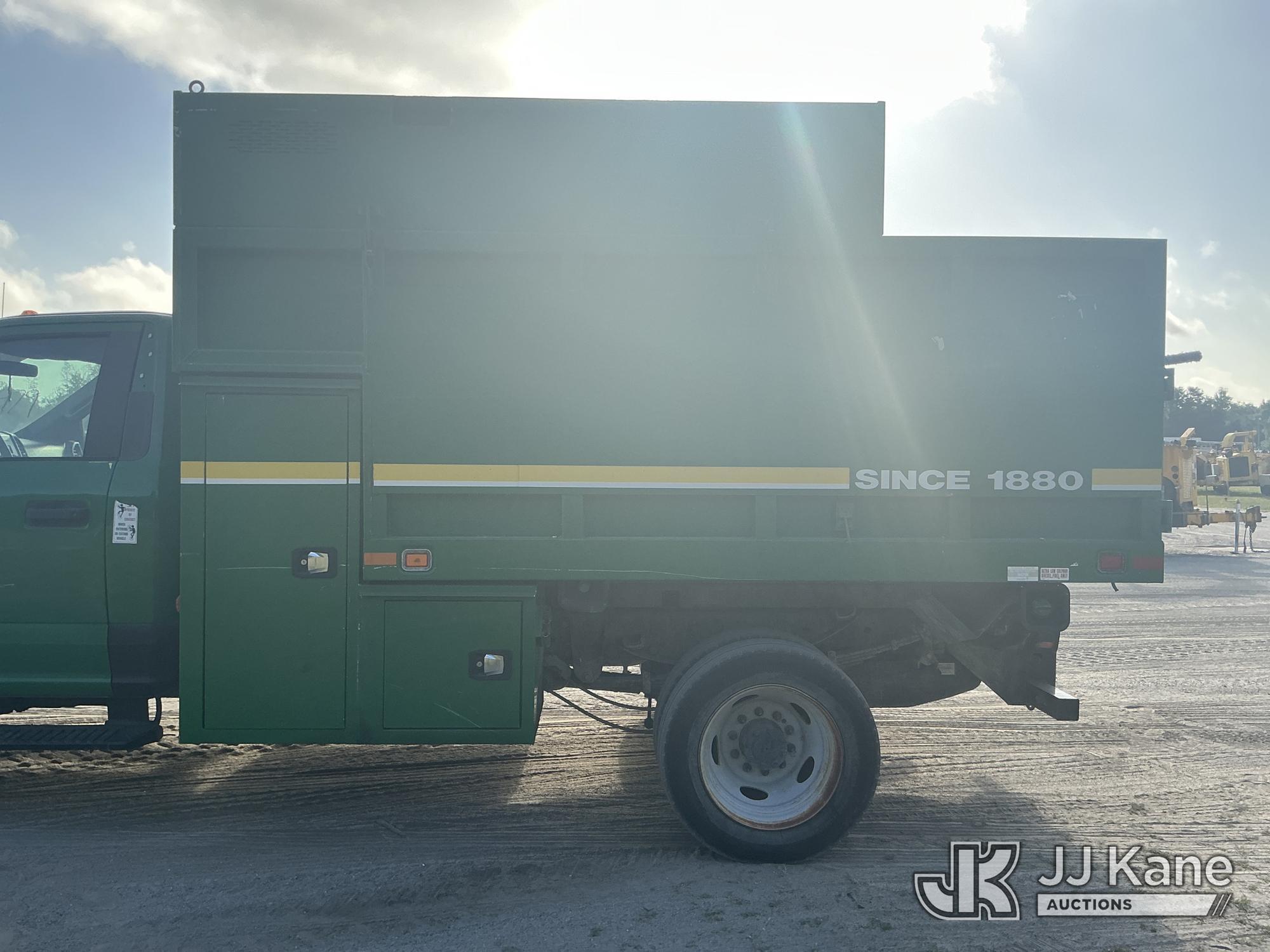 (Tampa, FL) 2017 Ford F550 Chipper Dump Truck Runs, Moves, & Operates) (Jump To Start, Check Engine