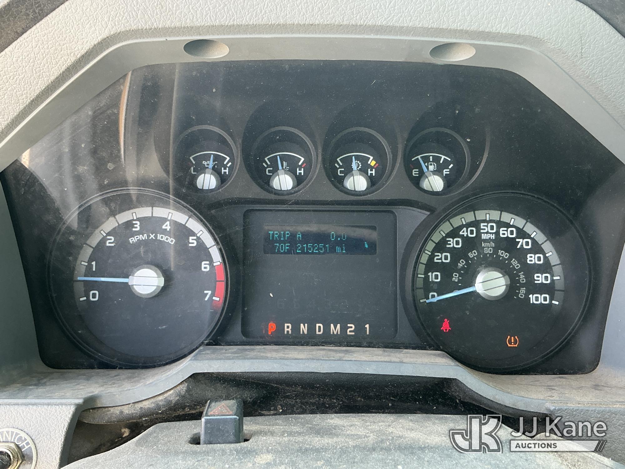 (China Grove, NC) 2015 Ford F350 4x4 Service Truck Runs & Moves) (Jump To Start