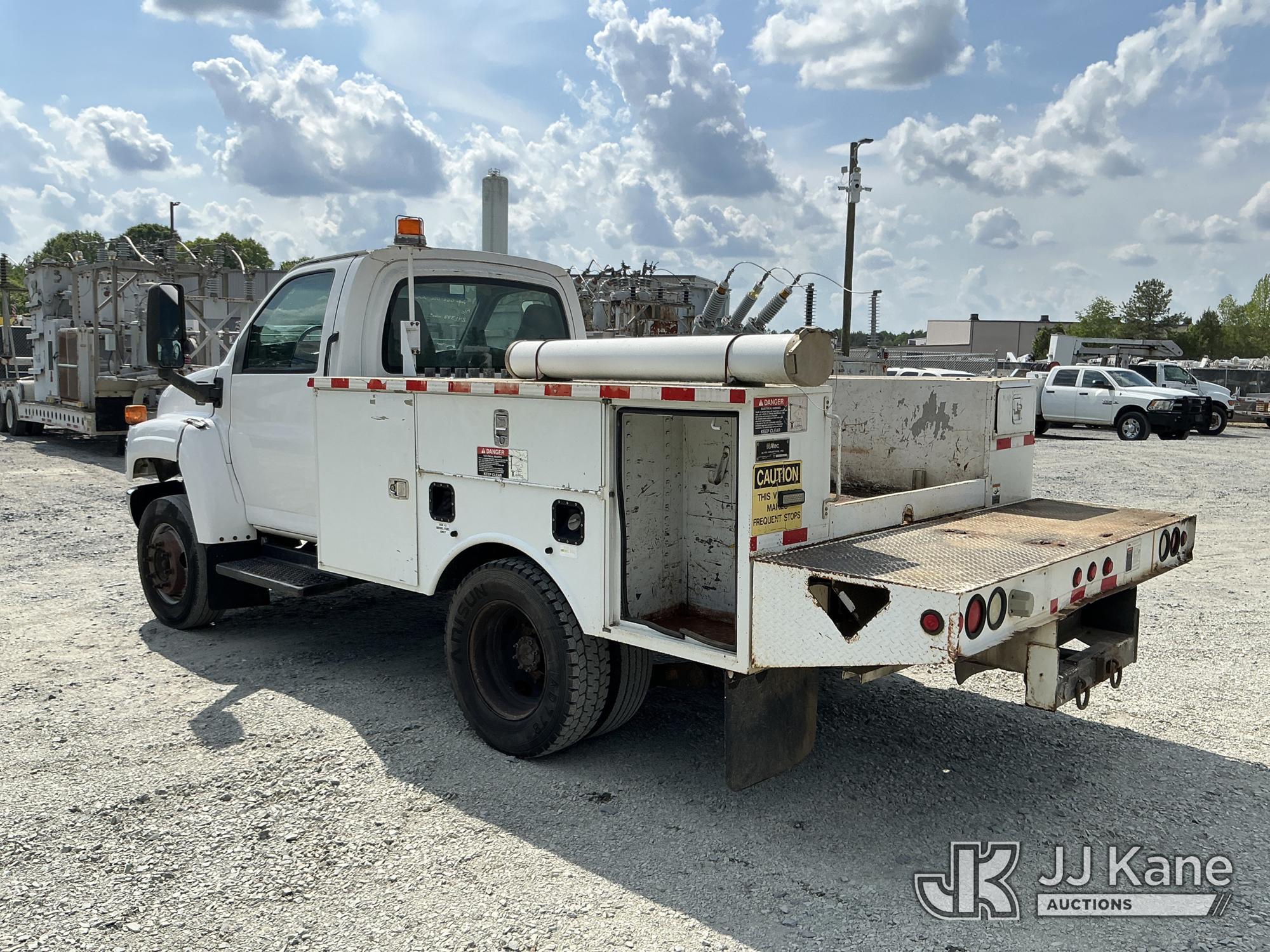 (China Grove, NC) 2008 GMC C5500 Service Truck Runs & Moves) (Check Engine Light On, Body Damage, Mi