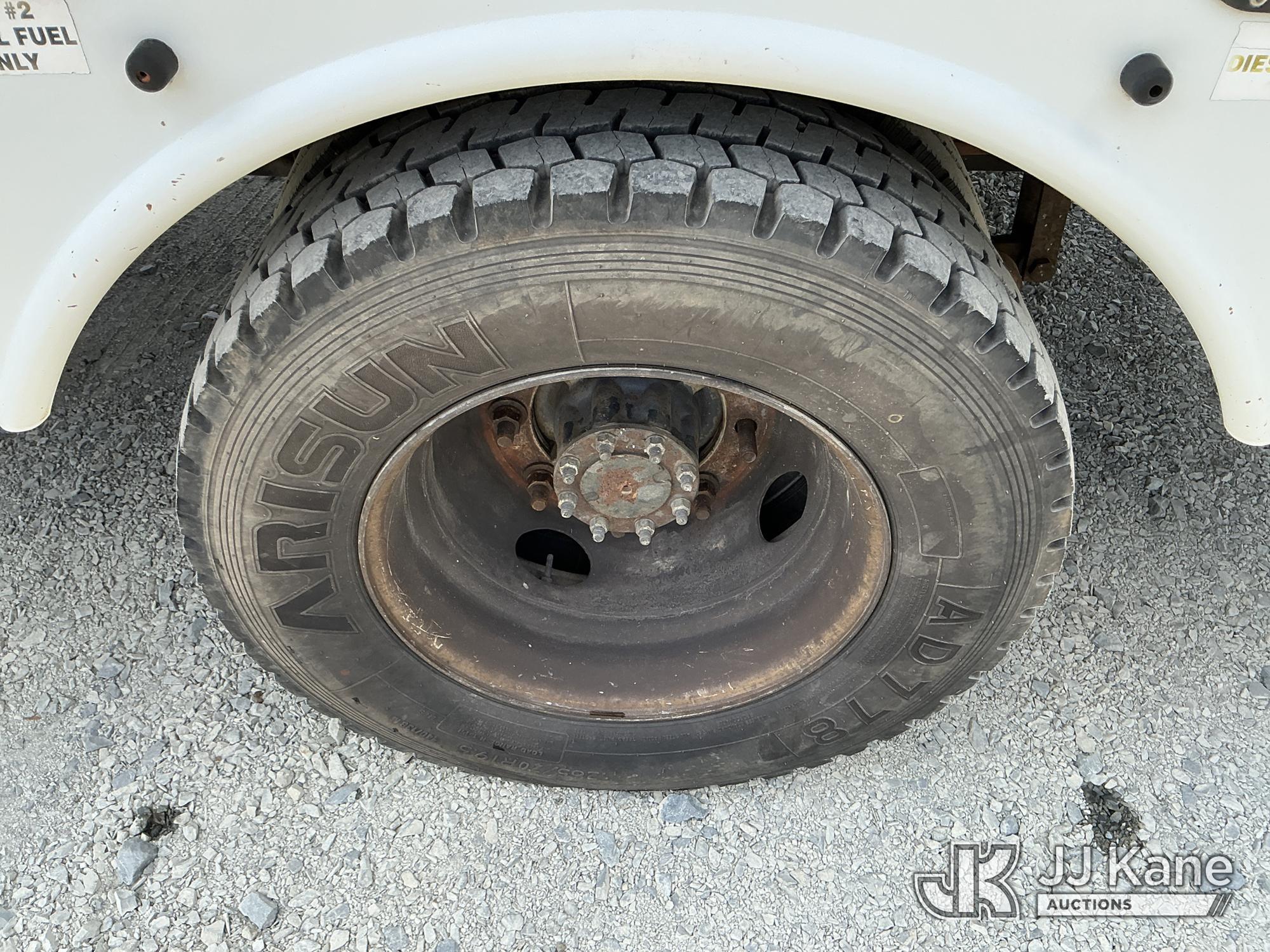 (China Grove, NC) 2008 GMC C5500 Service Truck Runs & Moves) (Check Engine Light On, Body Damage, Mi