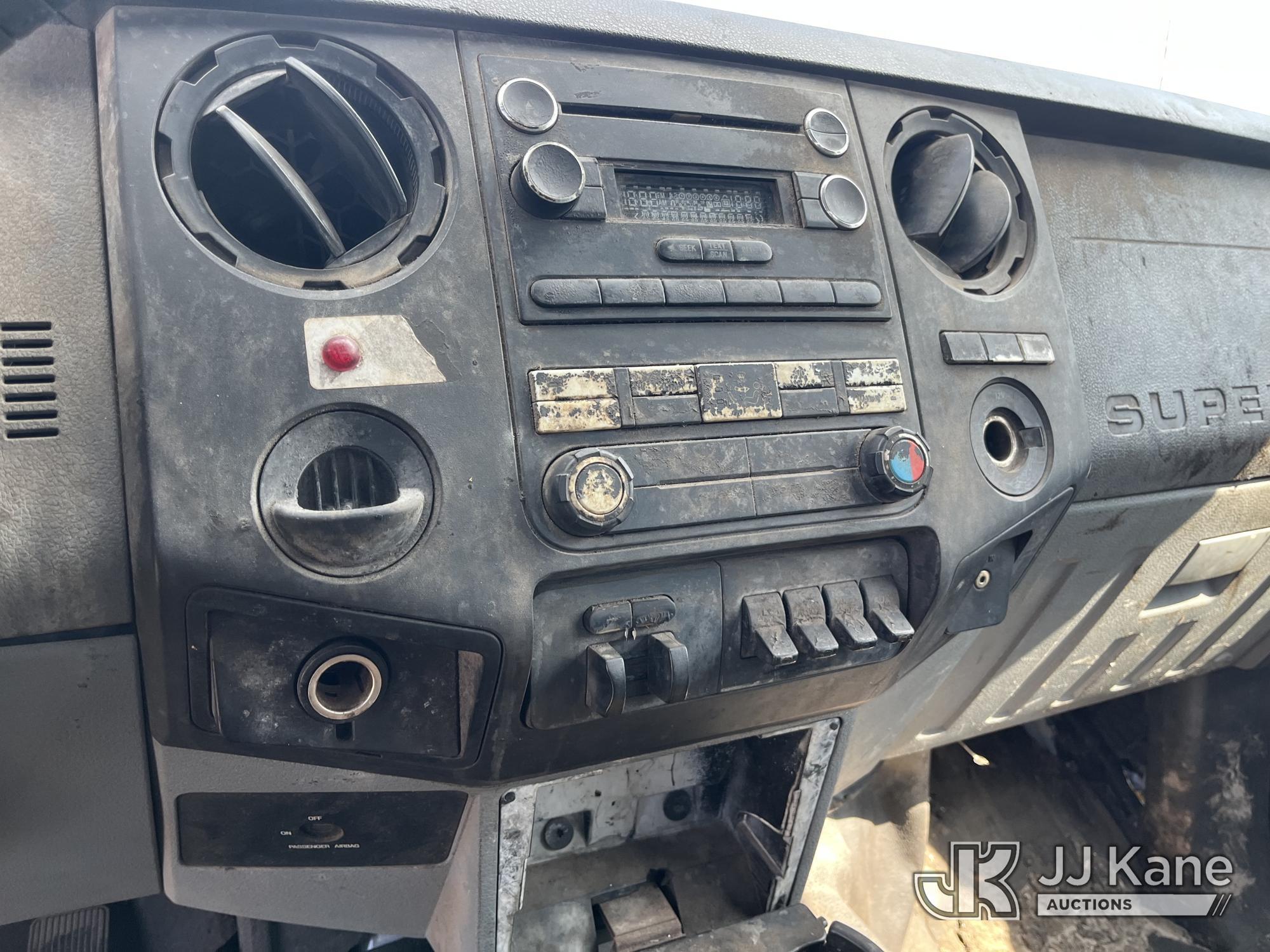(Tampa, FL) 2014 Ford F450 Dump Truck Not Running, Condition Unknown, Cranks, Body Damage, Has Power