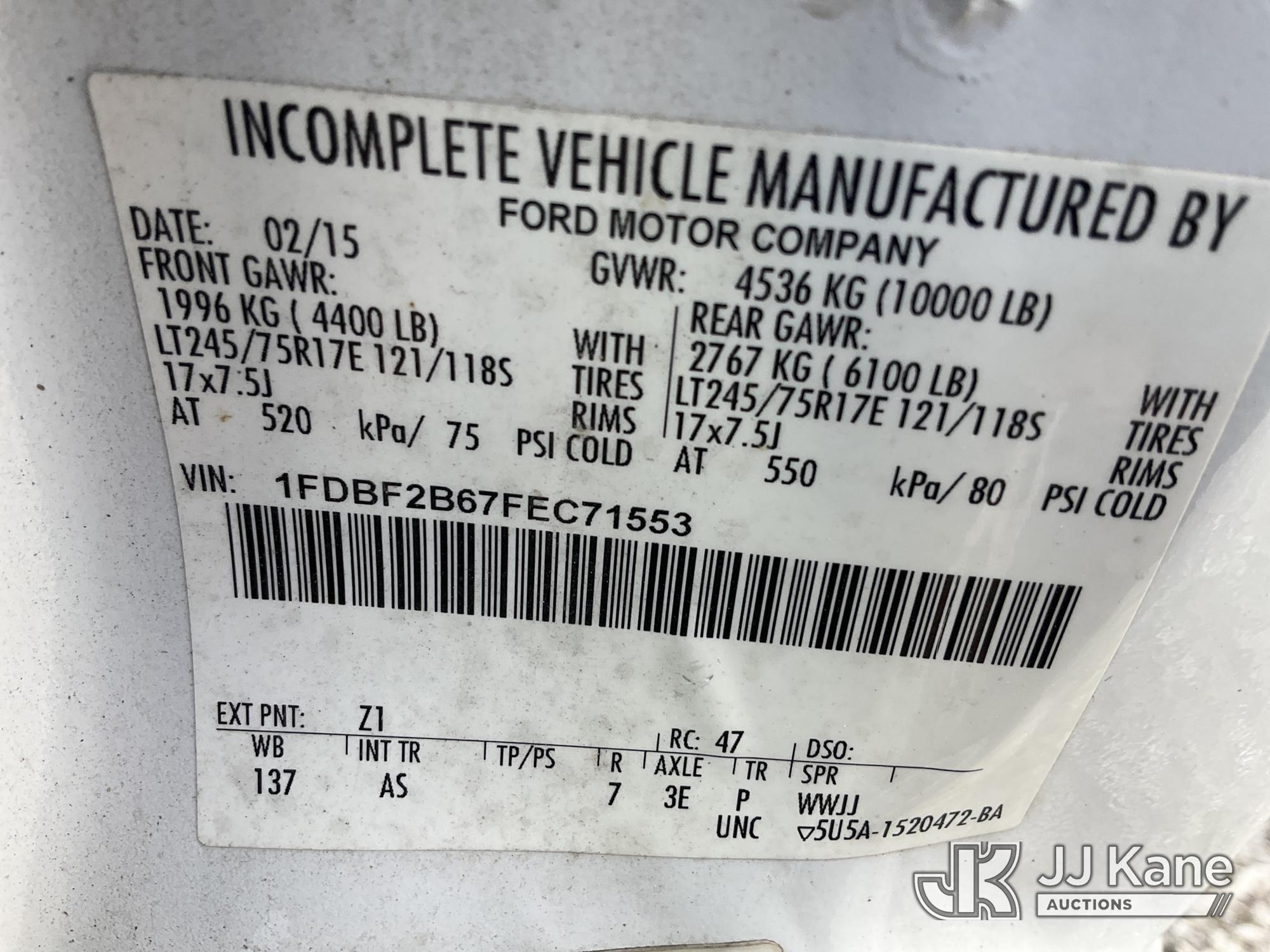 (Verona, KY) 2015 Ford F250 4x4 Service Truck Runs & Moves) (Rust Damage