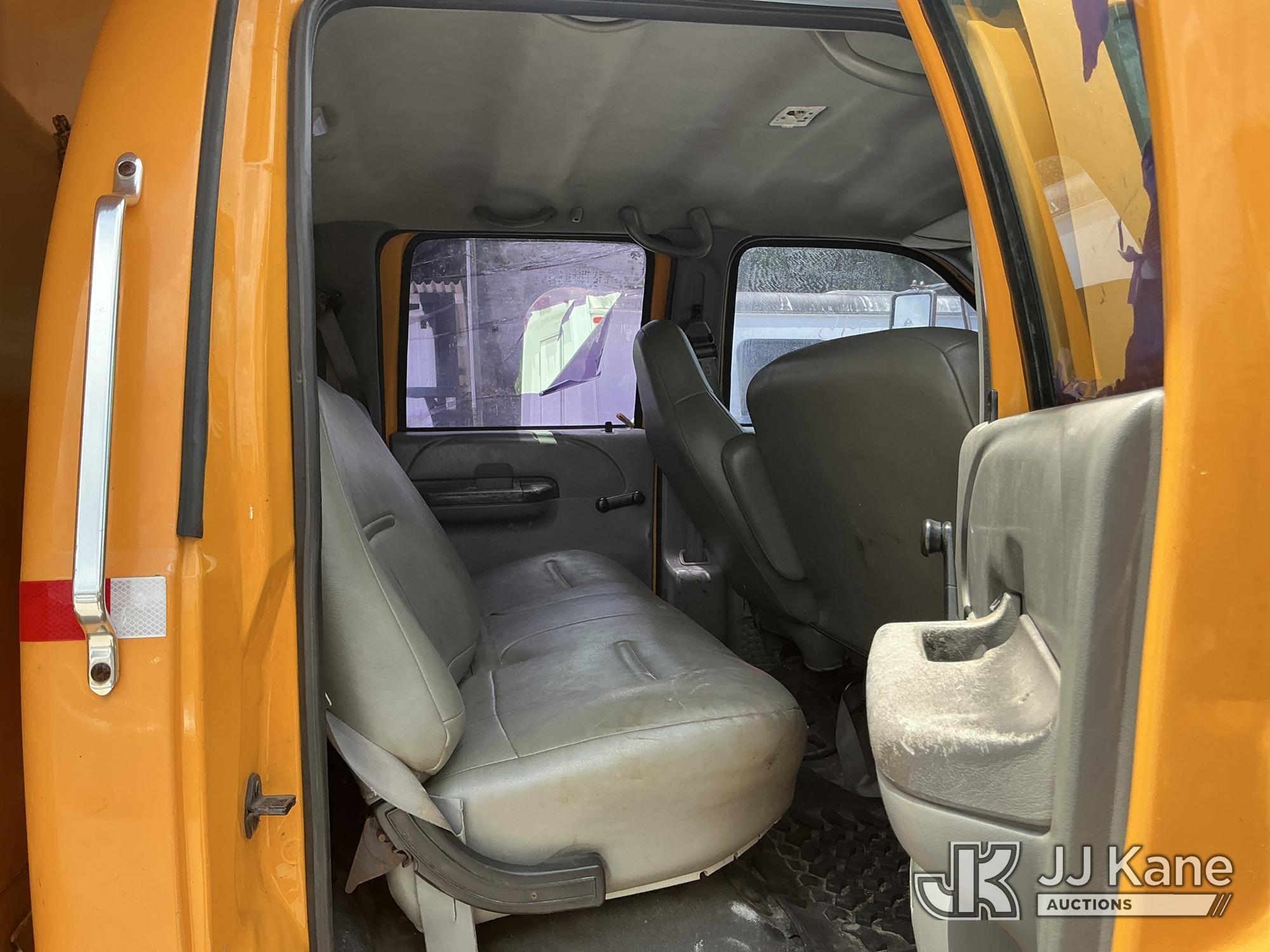 (Tampa, FL) 2005 Ford F650 Dump Truck State of FL Unit)(Runs, Moves & Dump Operates)(Body & Paint Da