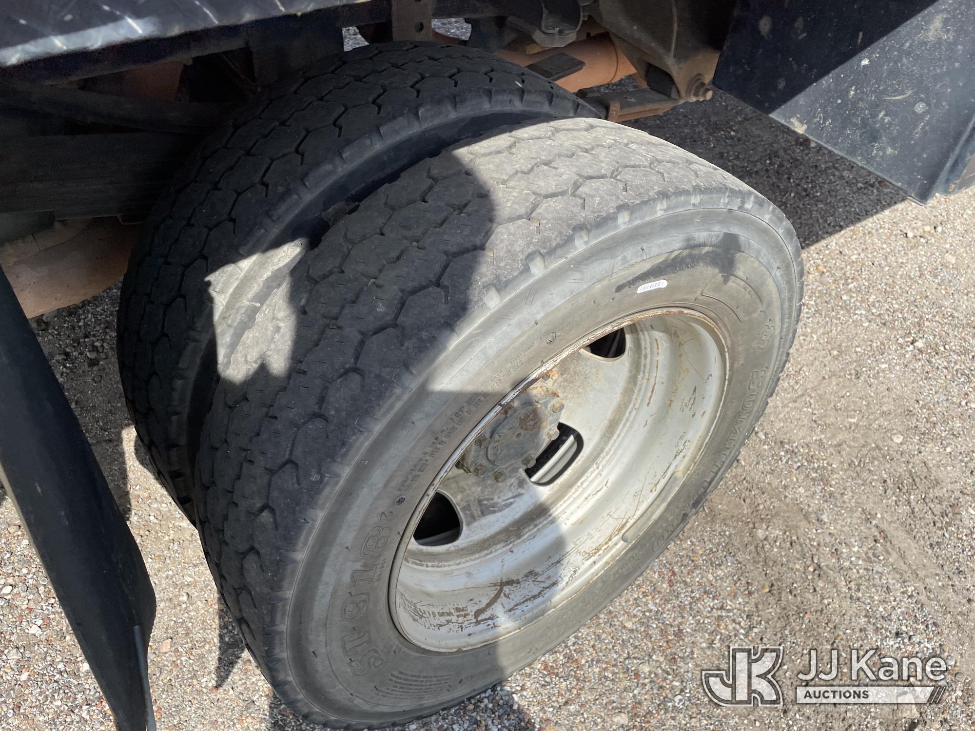 (Defuniak Springs, FL) 2014 RAM 5500 4x4 Crew-Cab Flatbed/Service Truck, (Utility Owned) Runs & Move