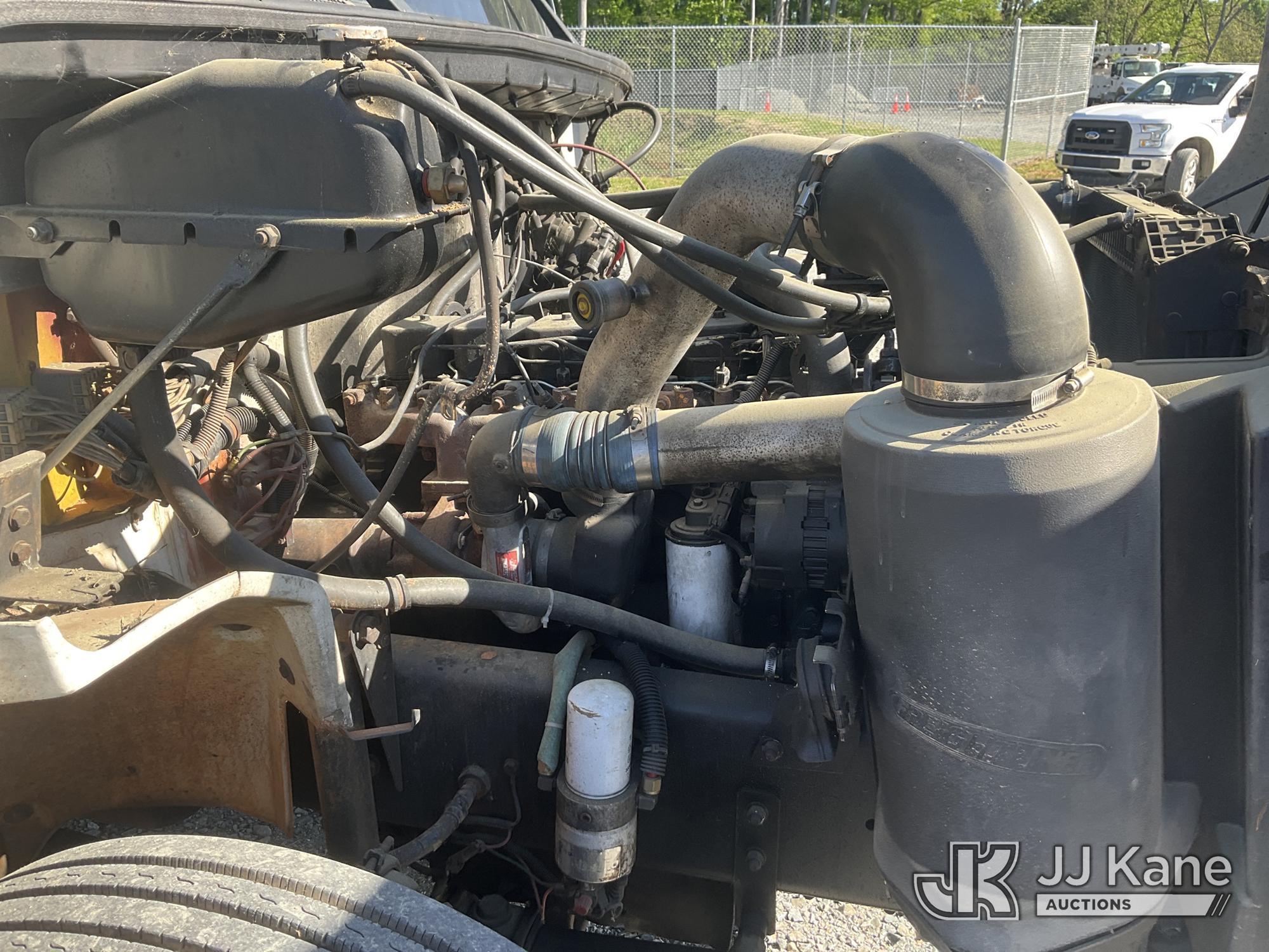 (China Grove, NC) 1996 Freightliner FL60 Van Body Truck Not Running, Condition Unknown, Cracked Wind