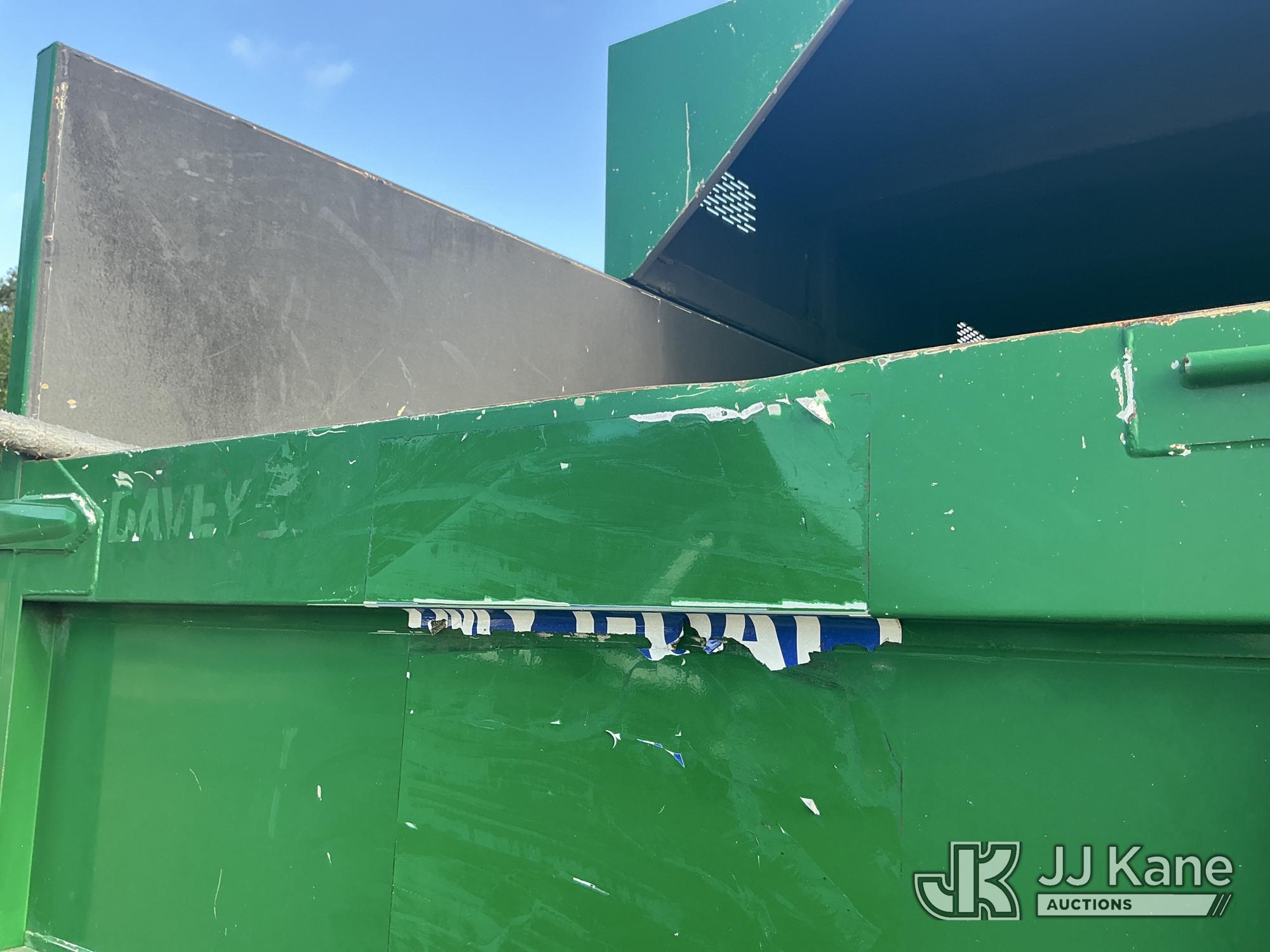 (Tampa, FL) 2017 Ford F550 Chipper Dump Truck Runs, Moves, & Operates) (Jump To Start, Check Engine