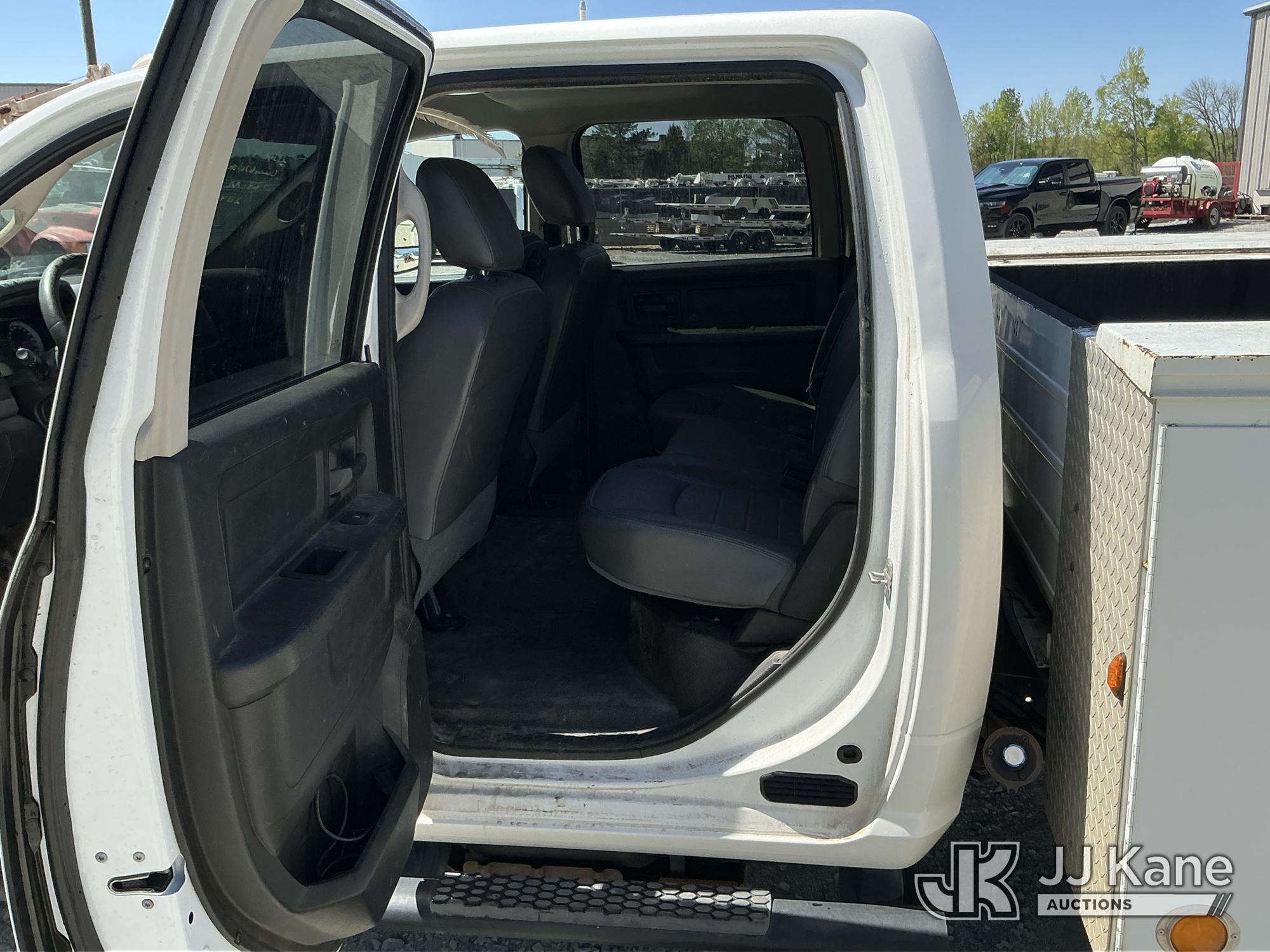 (China Grove, NC) 2014 RAM 5500 4x4 Crew-Cab Service Truck Runs & Moves) (Check Engine Light On, DEF