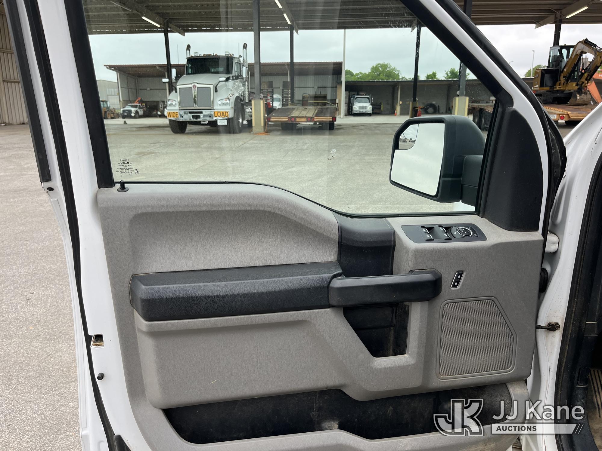 (Jackson, TN) 2015 Ford F150 Extended-Cab Pickup Truck, Municipal Owned Runs & Moves) (Check Engine