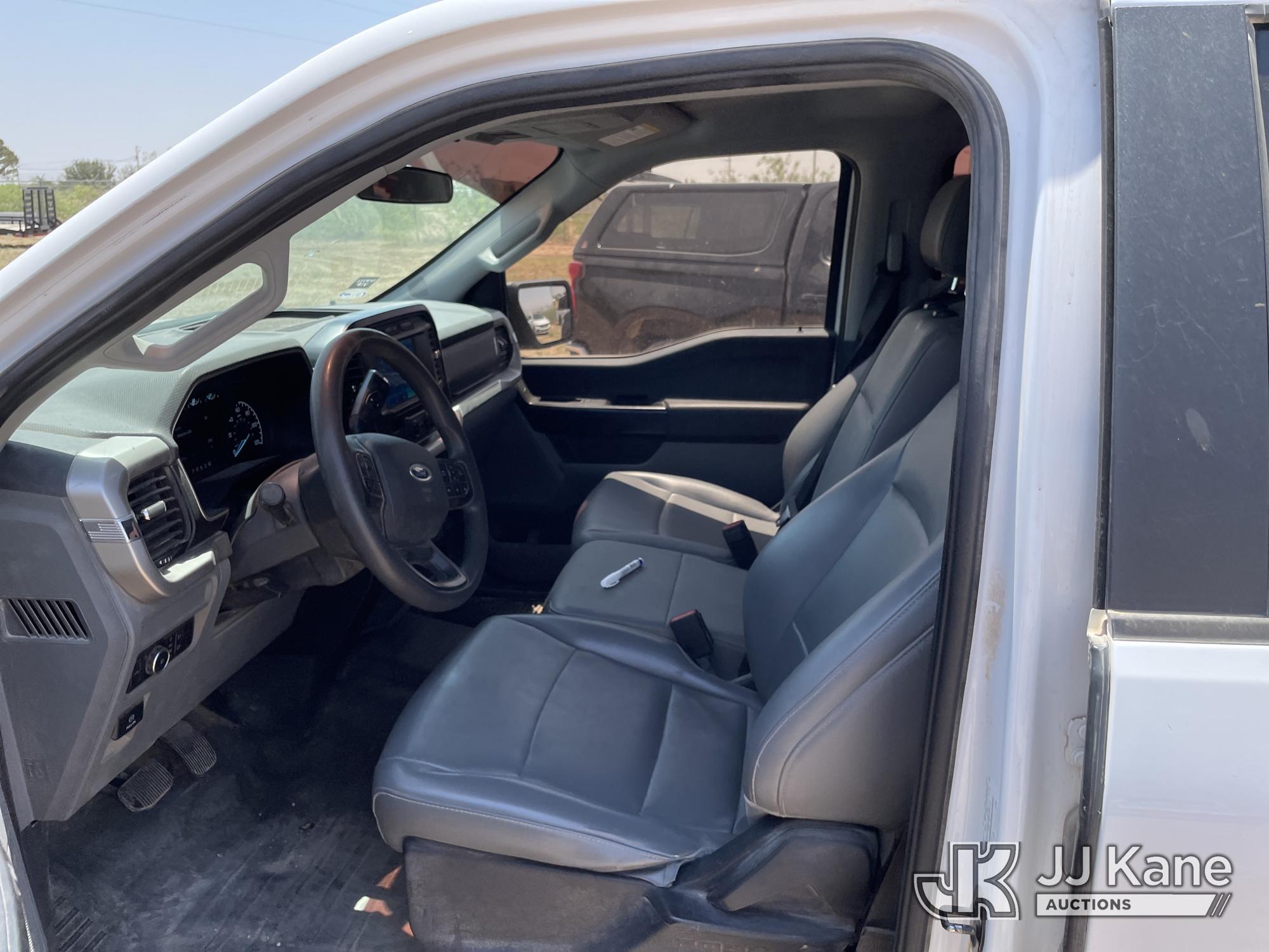 (Odessa, TX) 2021 Ford F150 4x4 Crew-Cab Pickup Truck Runs & Moves) (Starts, Infotainment Screen Is