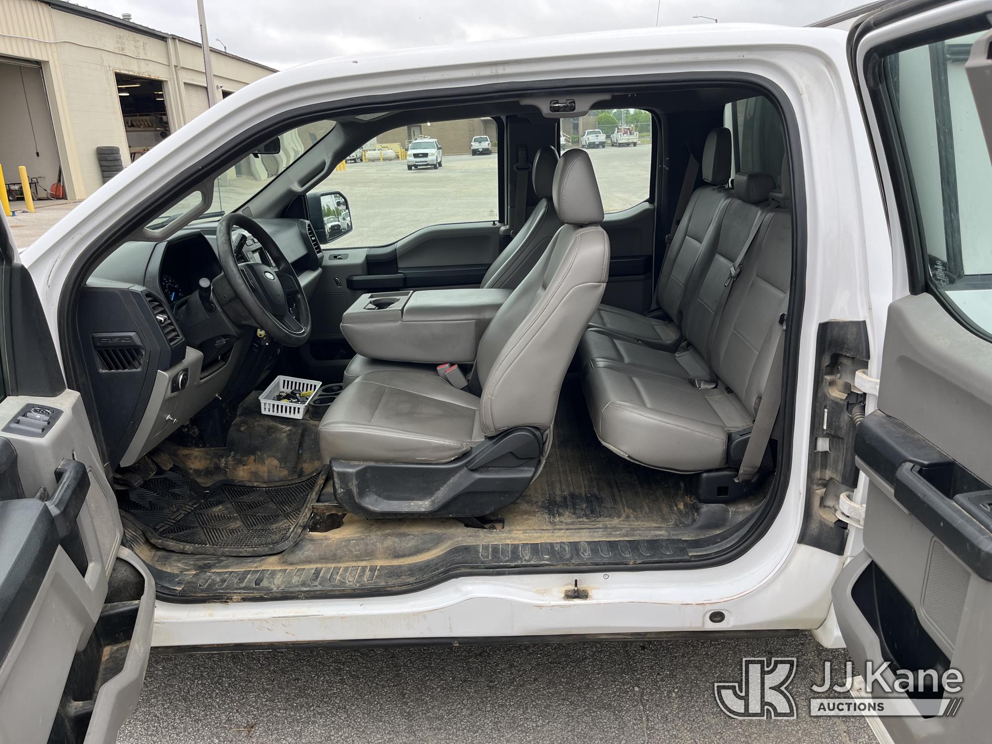 (Jackson, TN) 2015 Ford F150 Extended-Cab Pickup Truck, Municipal Owned Runs & Moves) (Check Engine