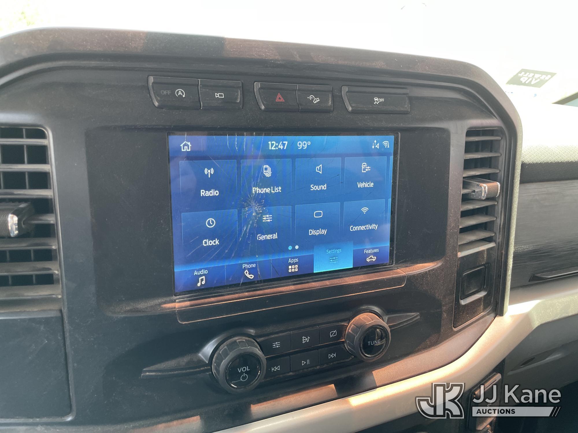 (Odessa, TX) 2021 Ford F150 4x4 Crew-Cab Pickup Truck Runs & Moves) (Starts, Infotainment Screen Is