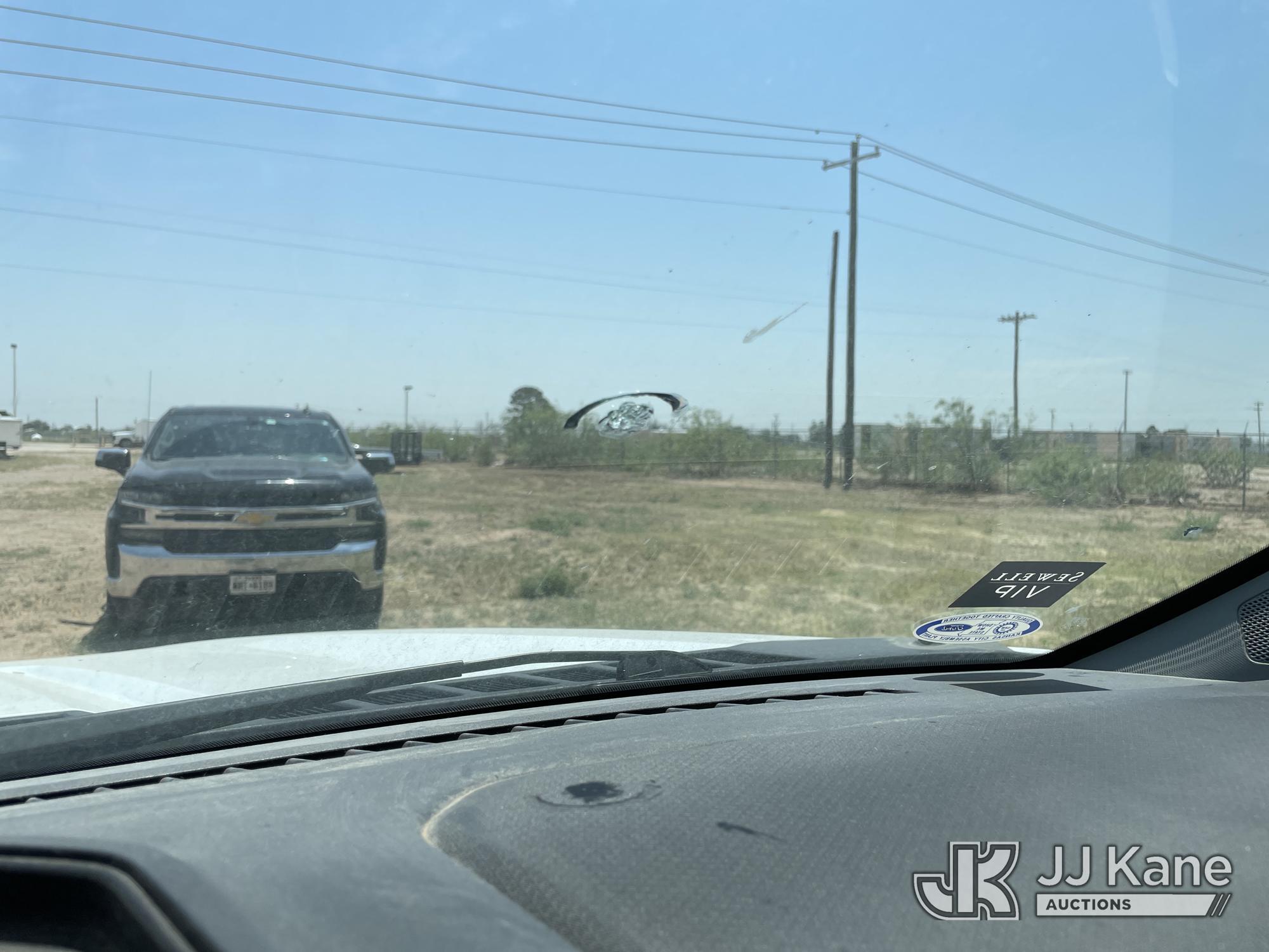 (Odessa, TX) 2021 Ford F150 4x4 Crew-Cab Pickup Truck Runs & Moves) (Starts, Infotainment Screen Is
