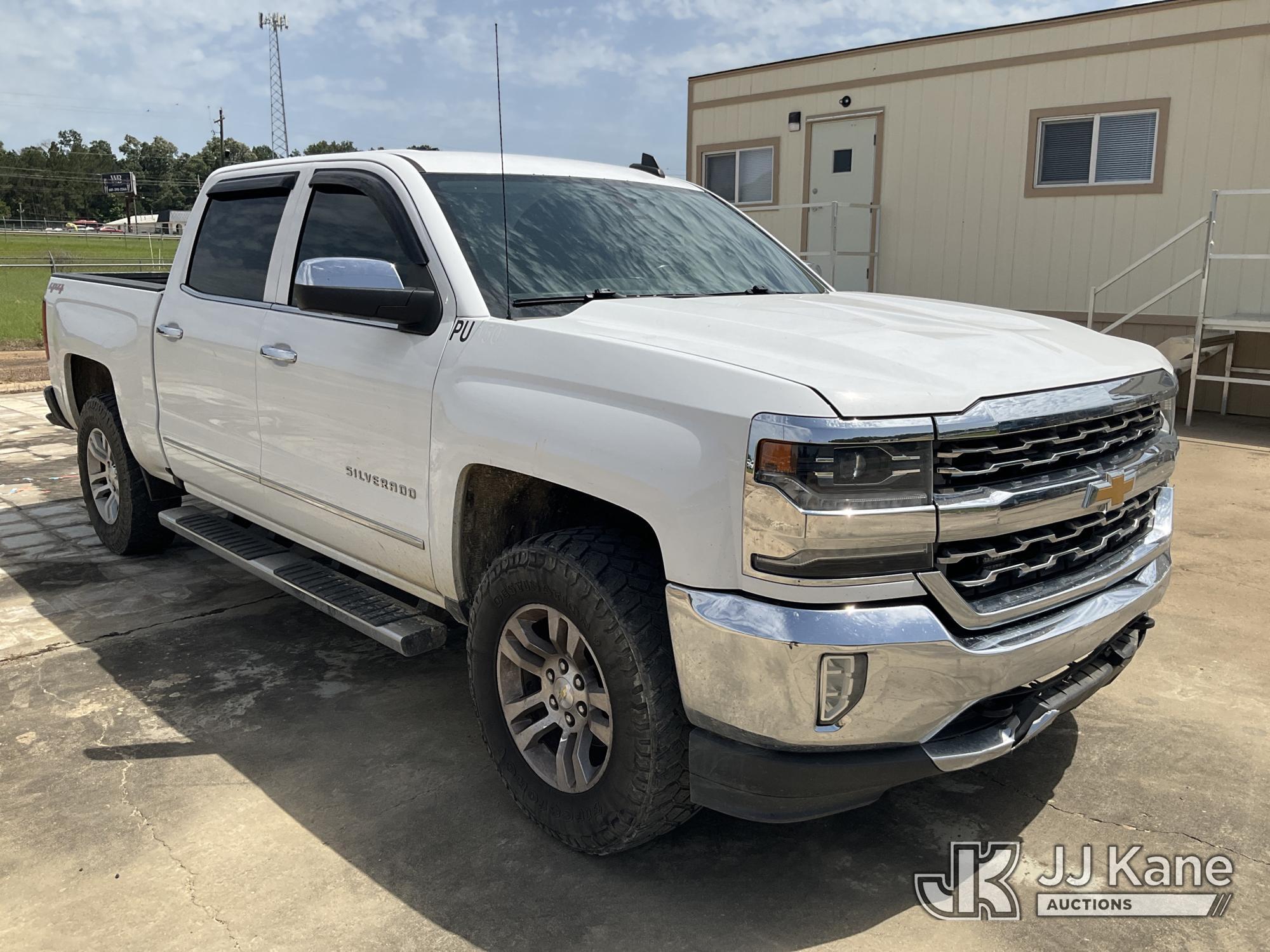 (Byram, MS) 2017 Chevrolet Silverado 1500 4x4 Crew-Cab Pickup Truck Runs & Moves) (Front Bumper Dama