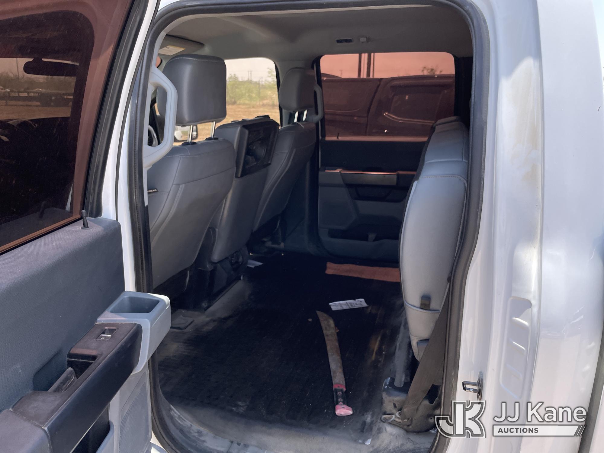 (Odessa, TX) 2021 Ford F150 4x4 Crew-Cab Pickup Truck Runs & Moves) (Starts, Infotainment Screen Is