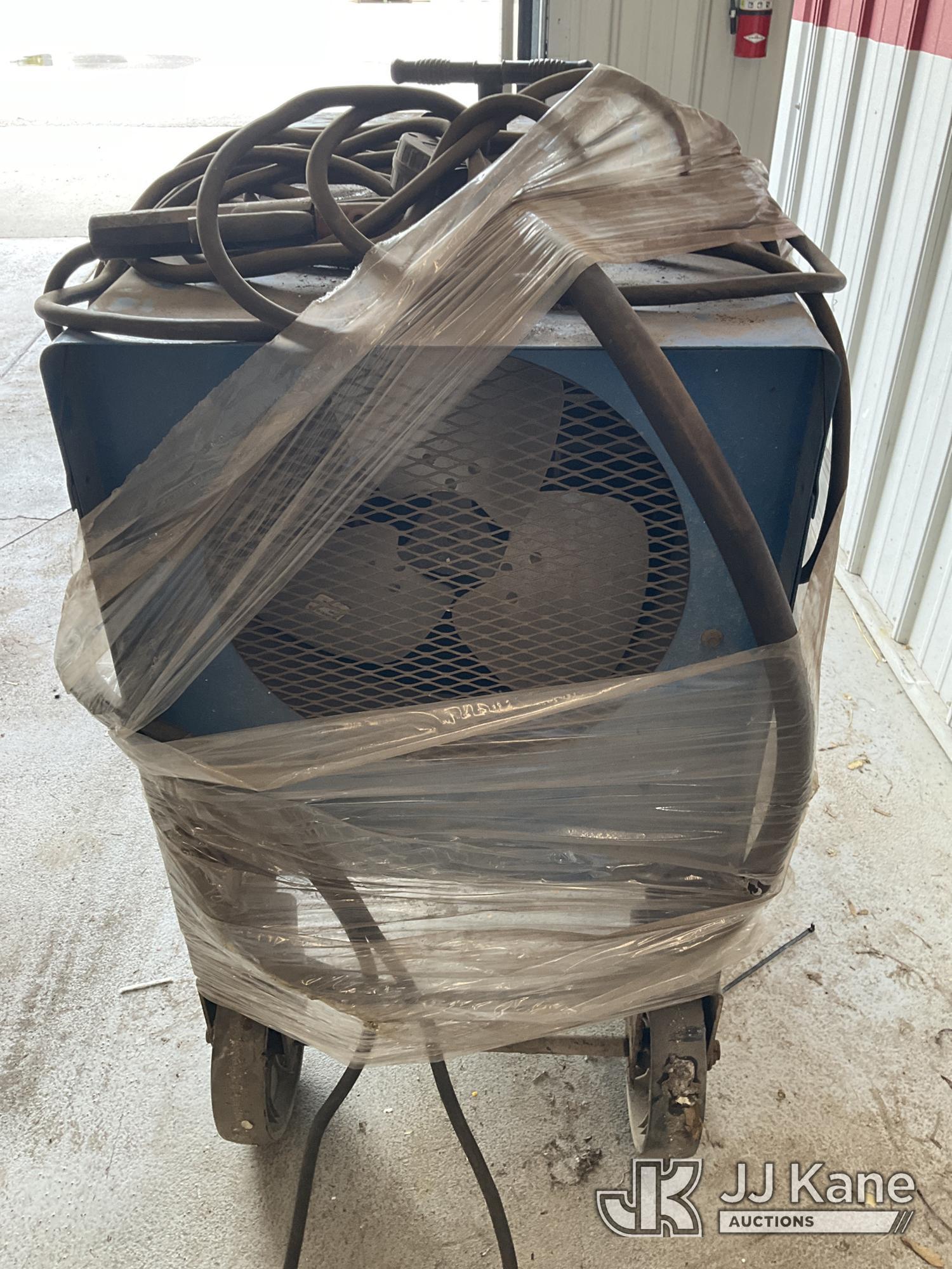 (South Beloit, IL) Miller Dialarc-HF Welder, Miller DIALARC HF, Constant Current AC/DC Arc Welding P